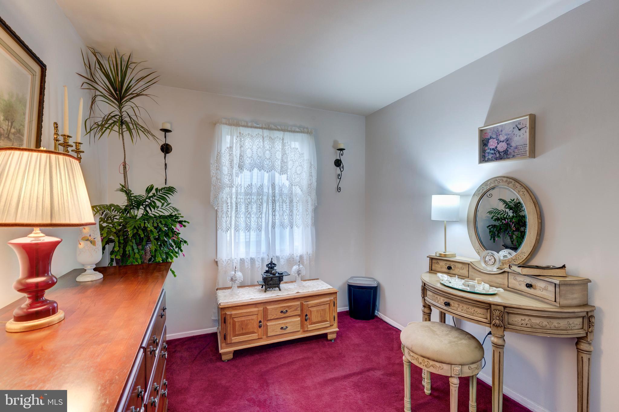 KIMBERLY VILLAGE - Residential