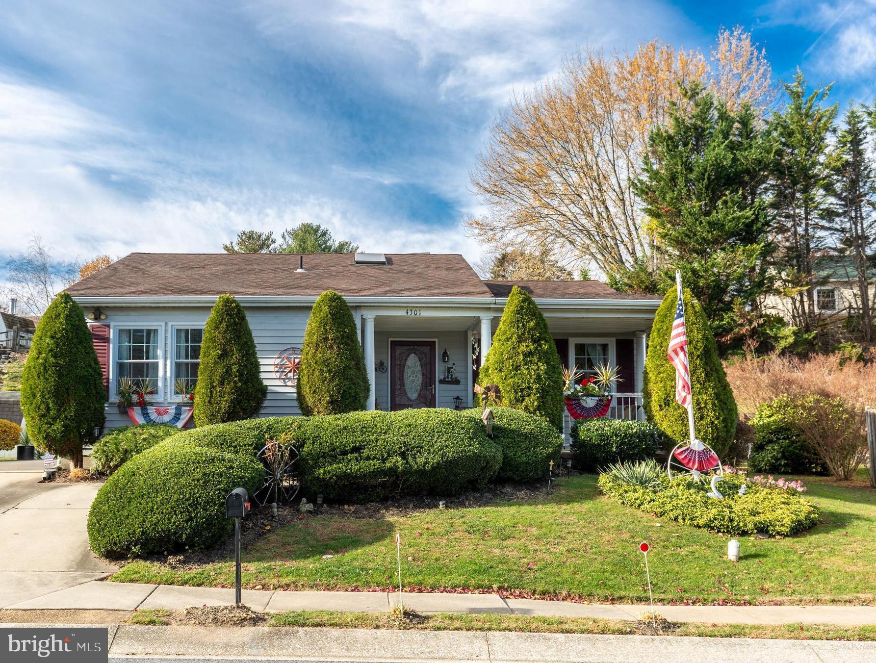 KIMBERLY VILLAGE - Residential