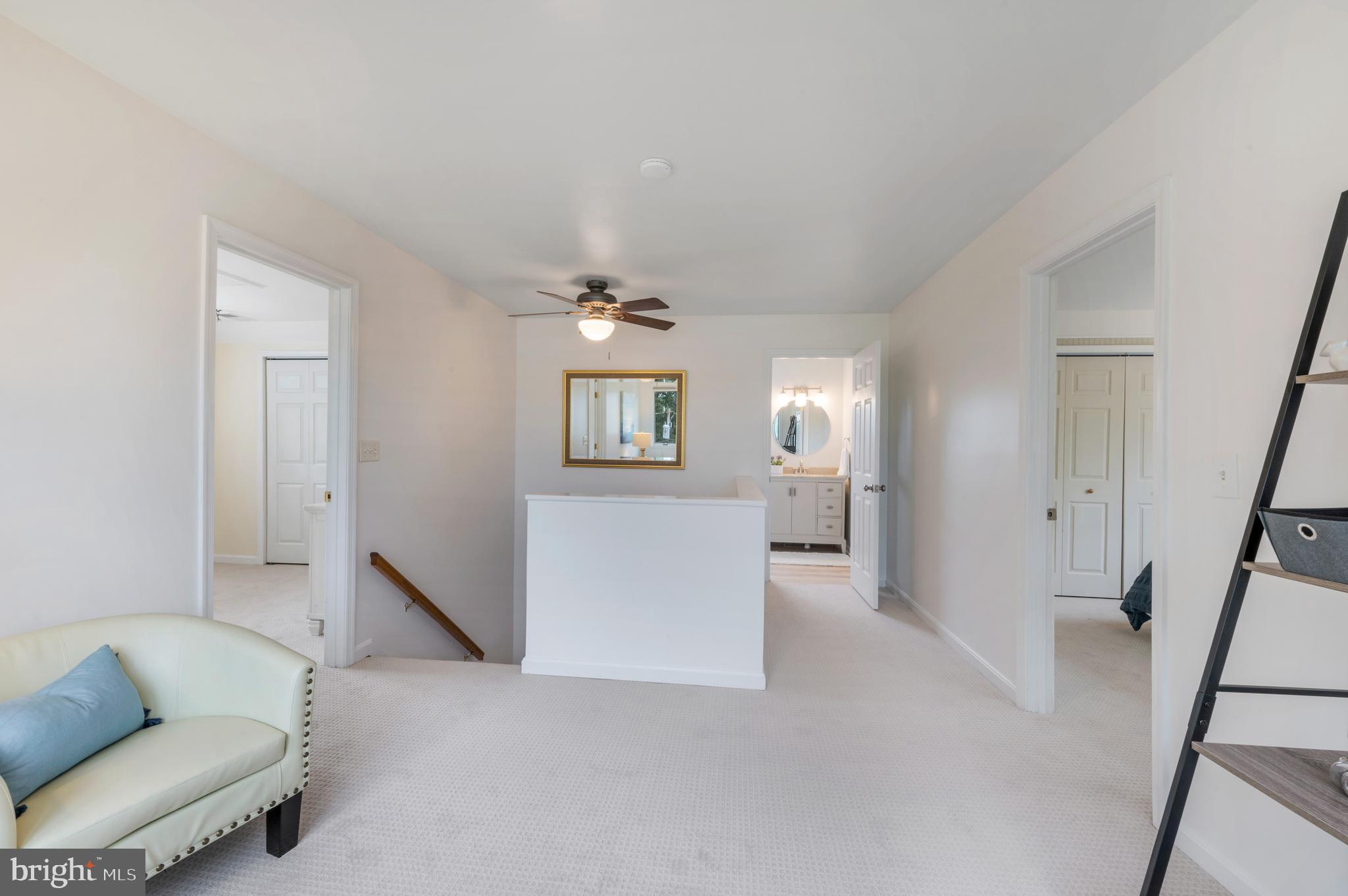 EDGEWATER - Residential