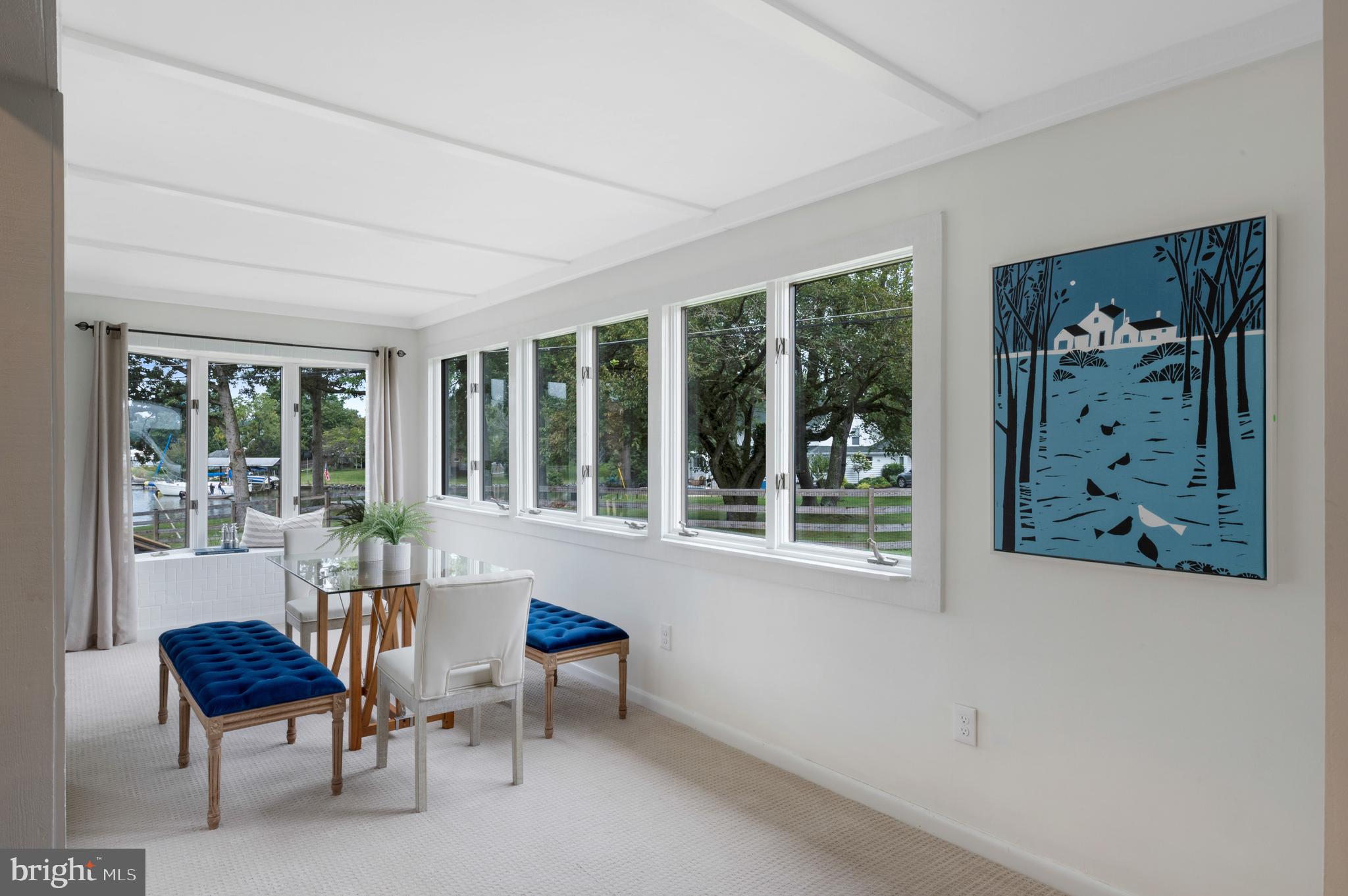 EDGEWATER - Residential