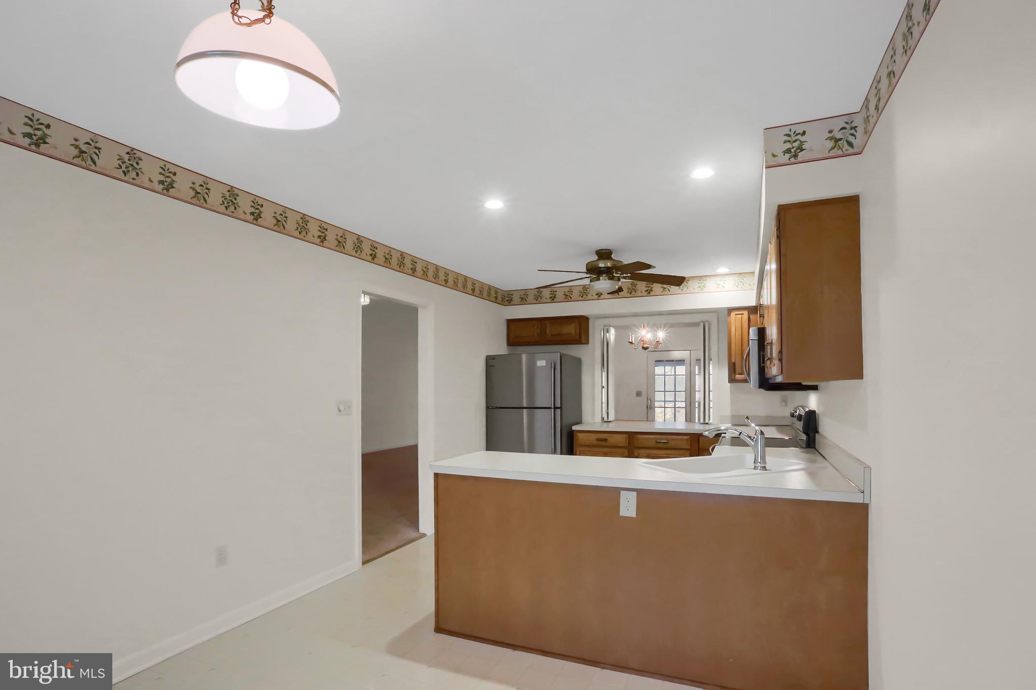 CAMBRIDGE COMMONS - Residential