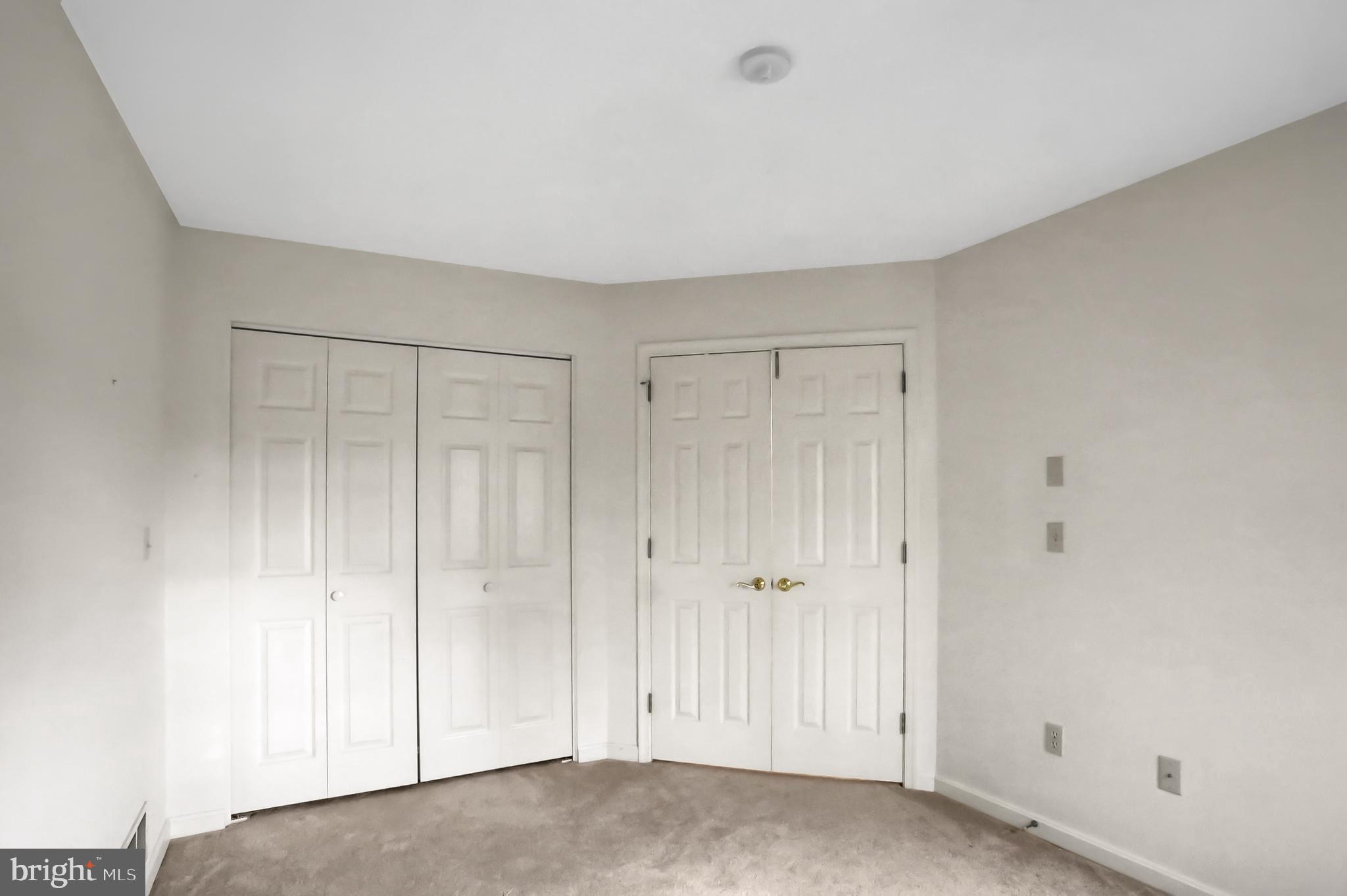 CAMBRIDGE COMMONS - Residential