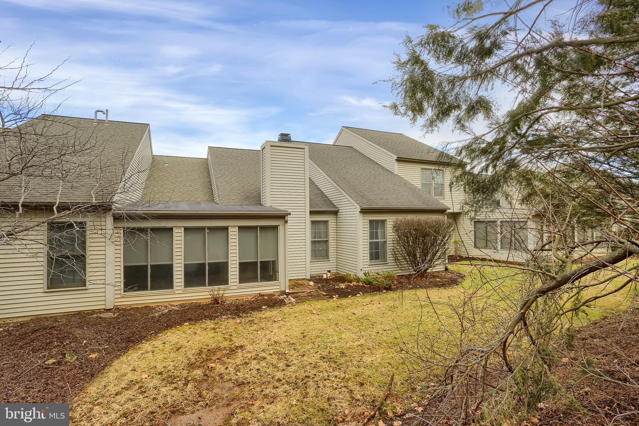 CAMBRIDGE COMMONS - Residential