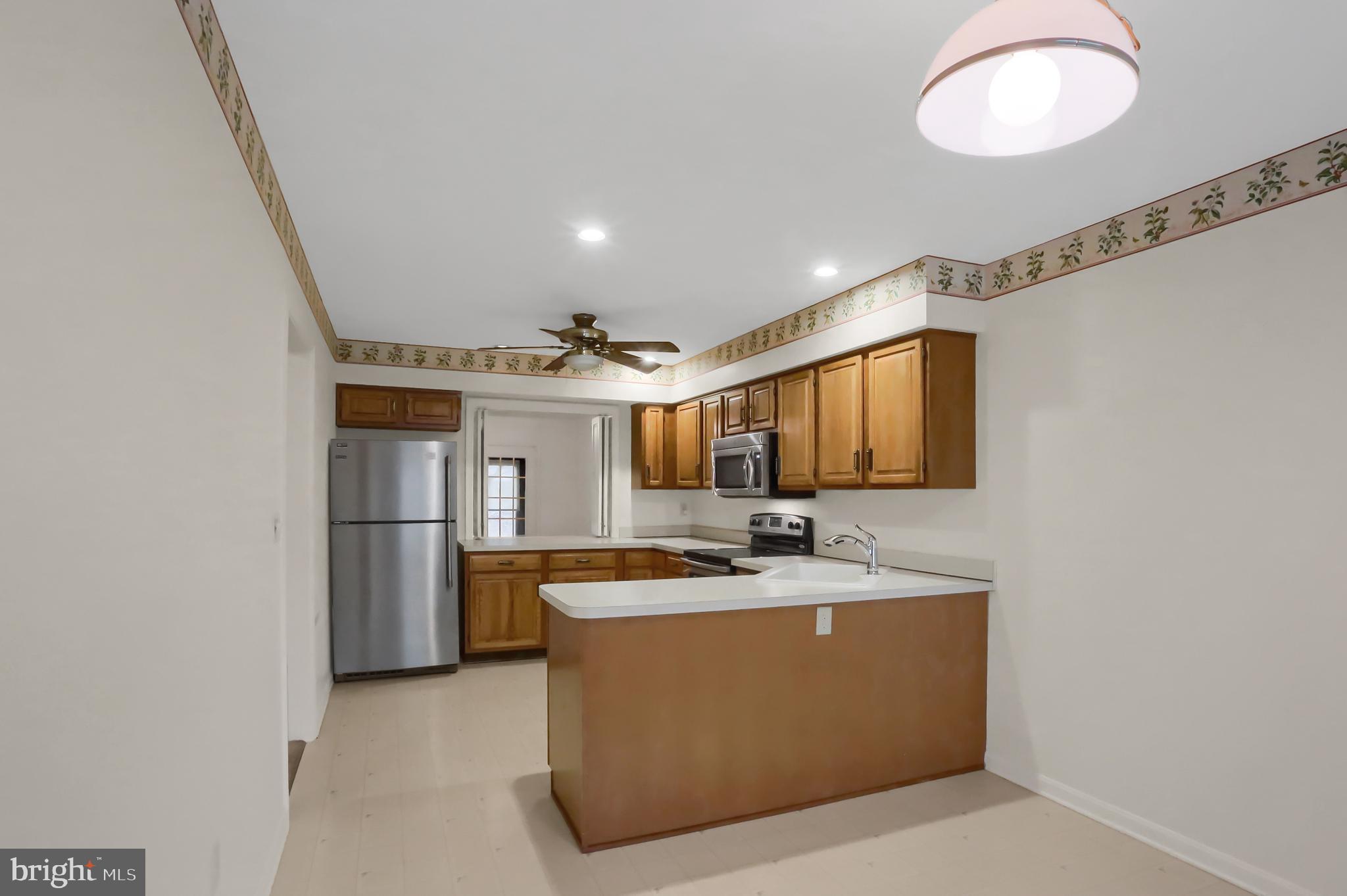 CAMBRIDGE COMMONS - Residential