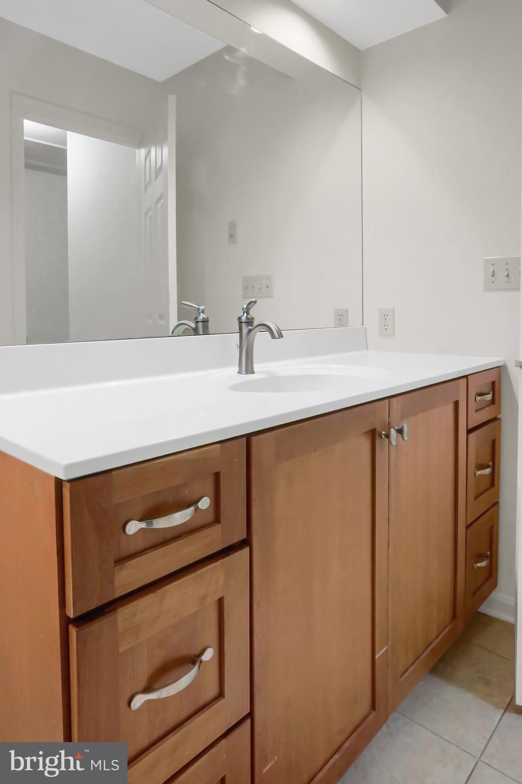 CAMBRIDGE COMMONS - Residential