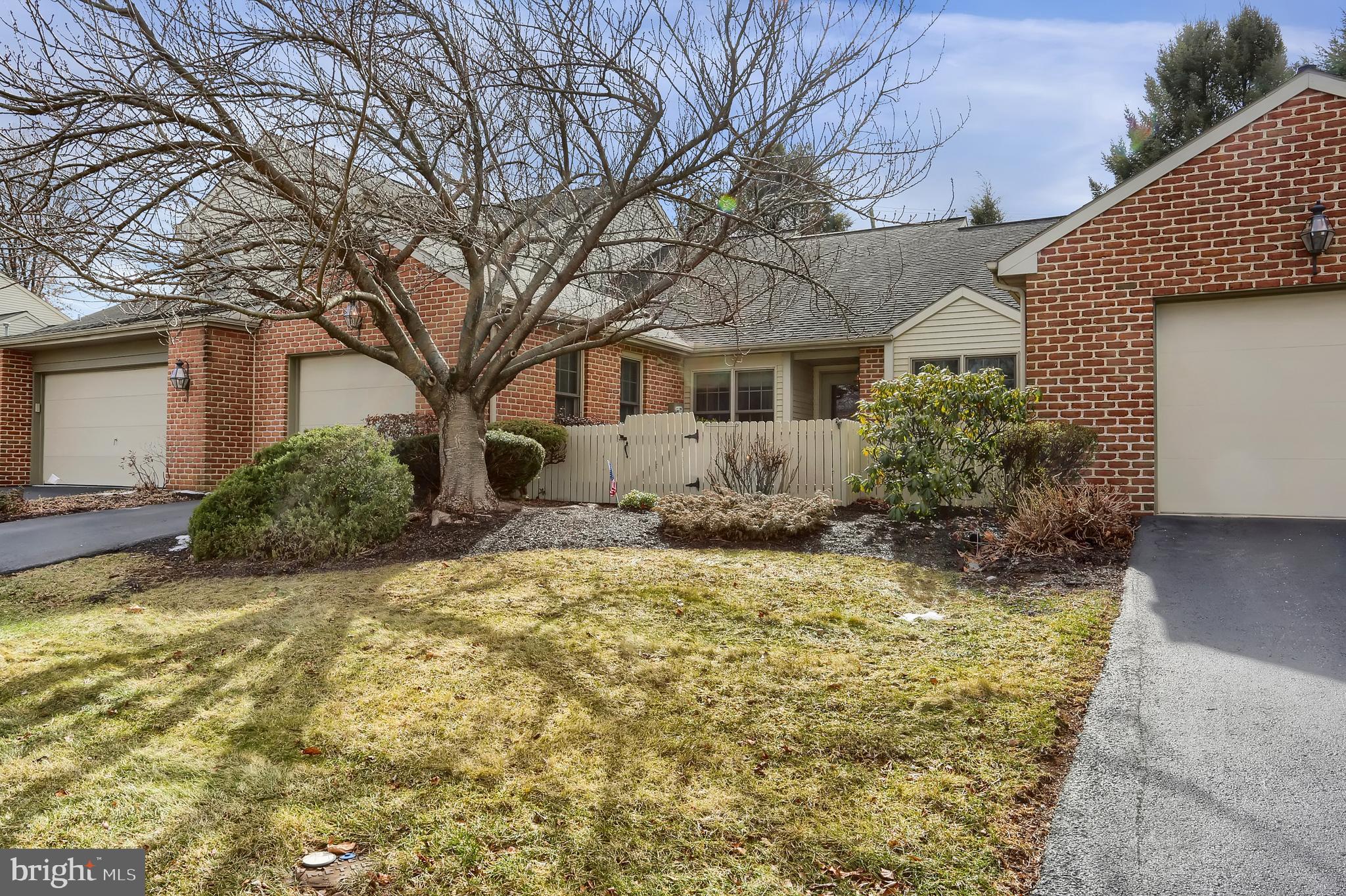 CAMBRIDGE COMMONS - Residential