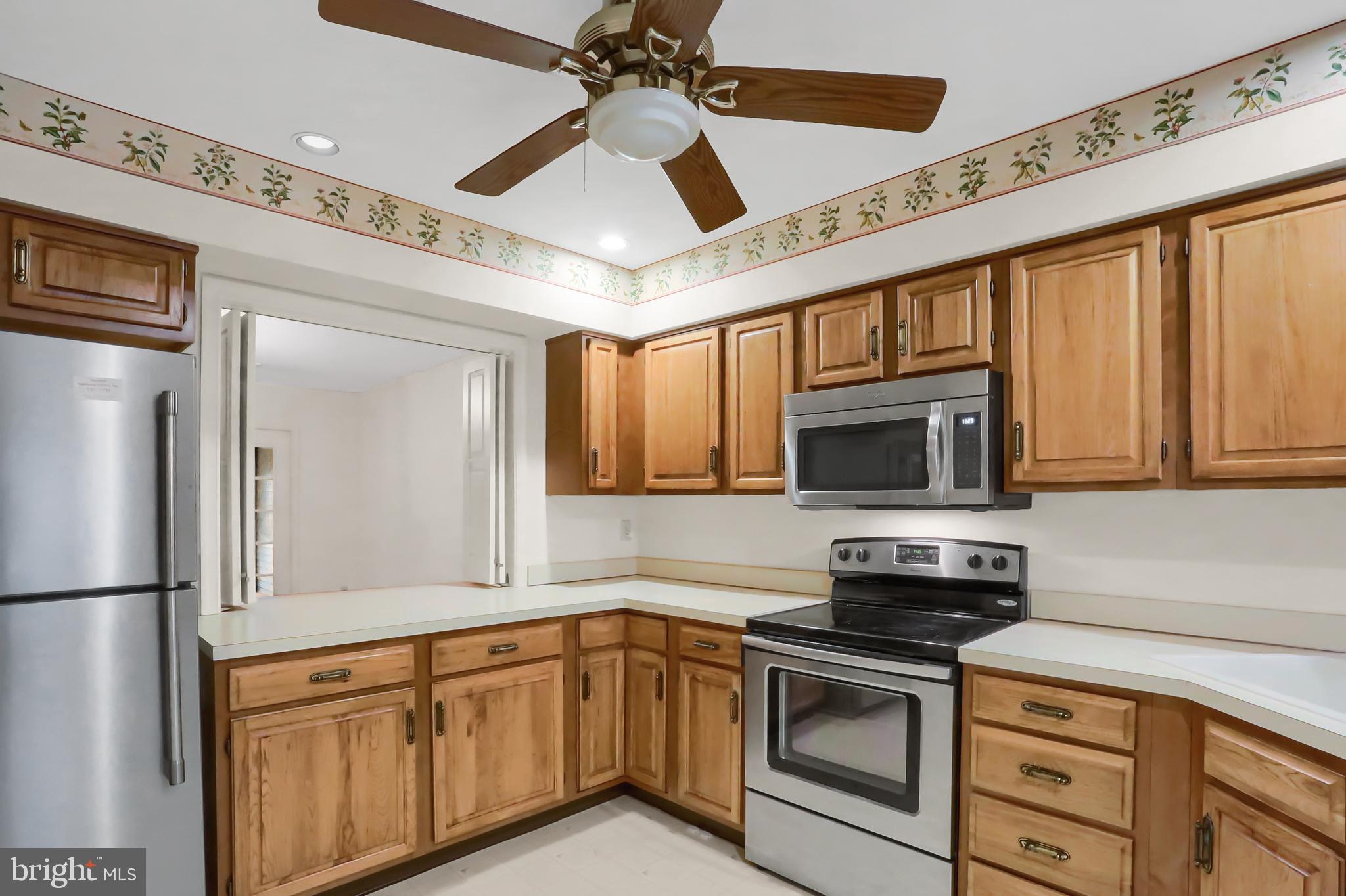 CAMBRIDGE COMMONS - Residential