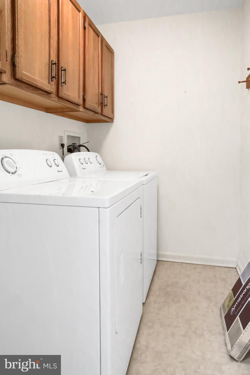 CAMBRIDGE COMMONS - Residential