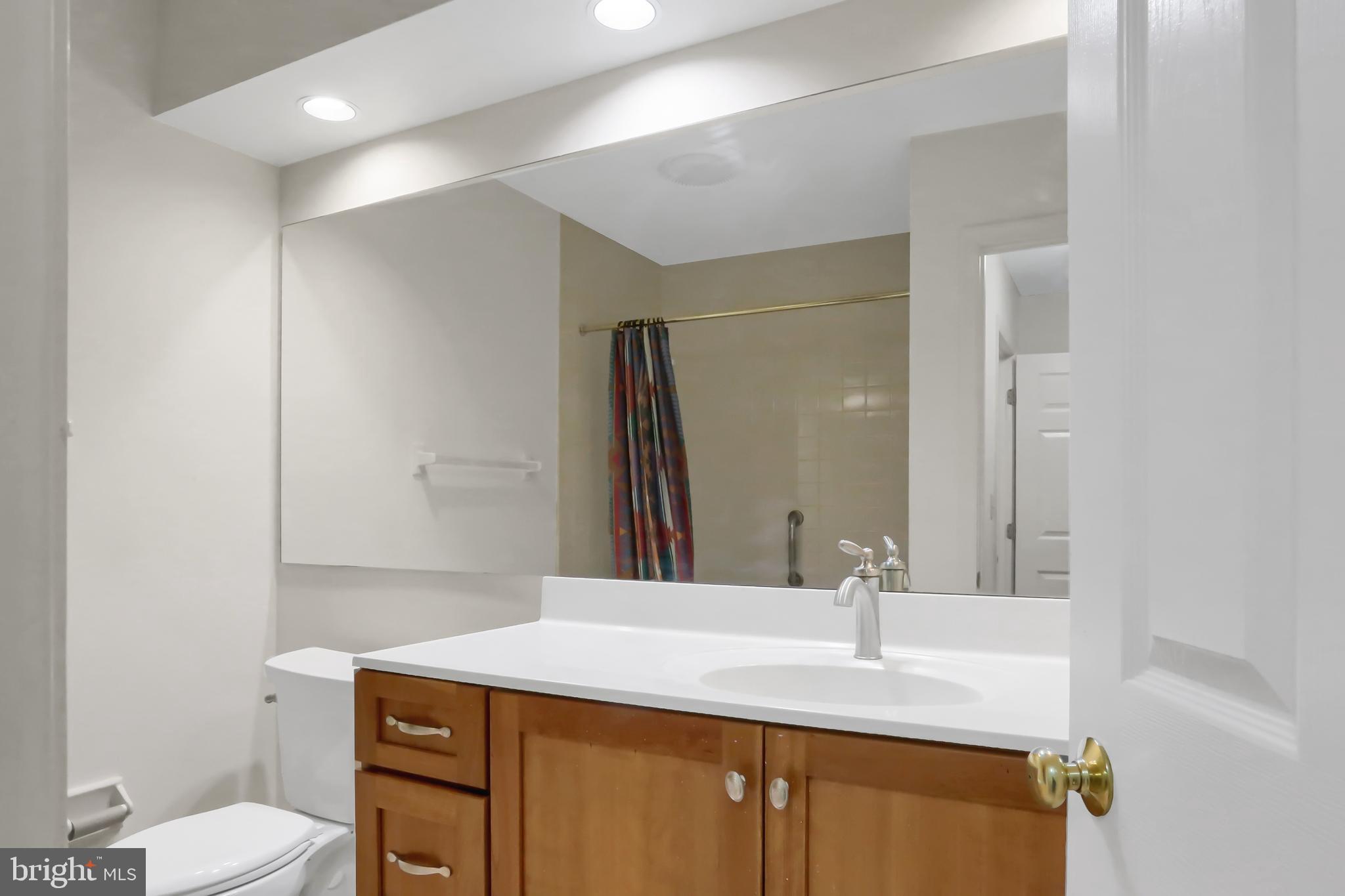 CAMBRIDGE COMMONS - Residential