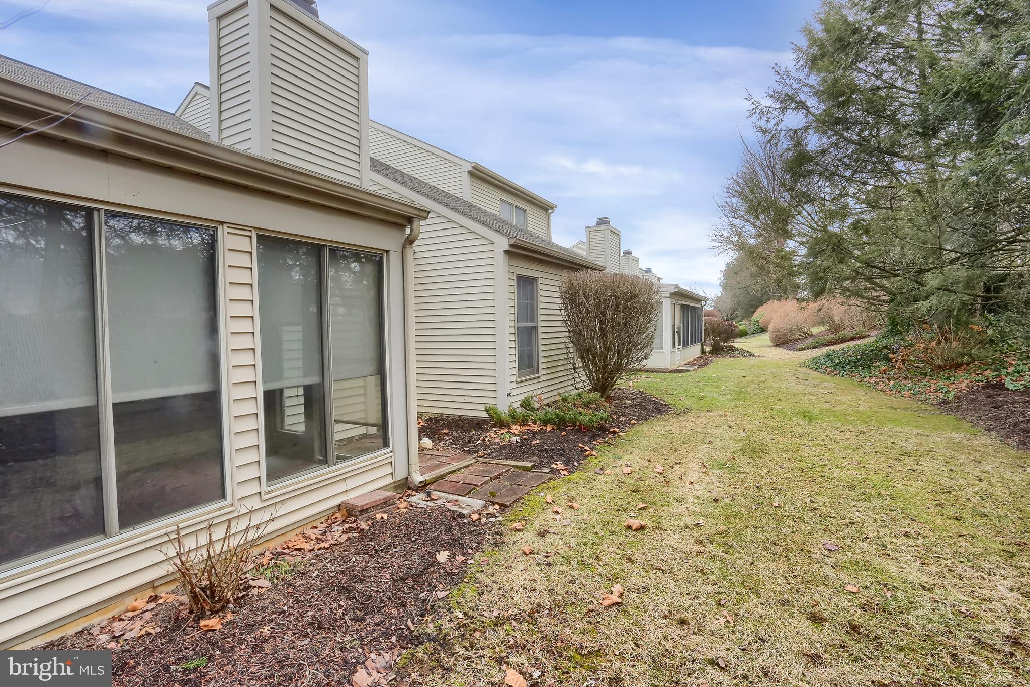 CAMBRIDGE COMMONS - Residential