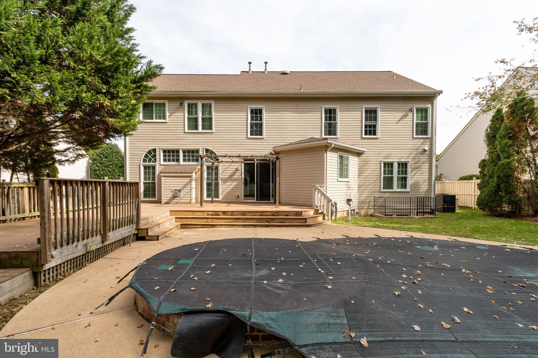 EDGEMOORE MANOR - Residential