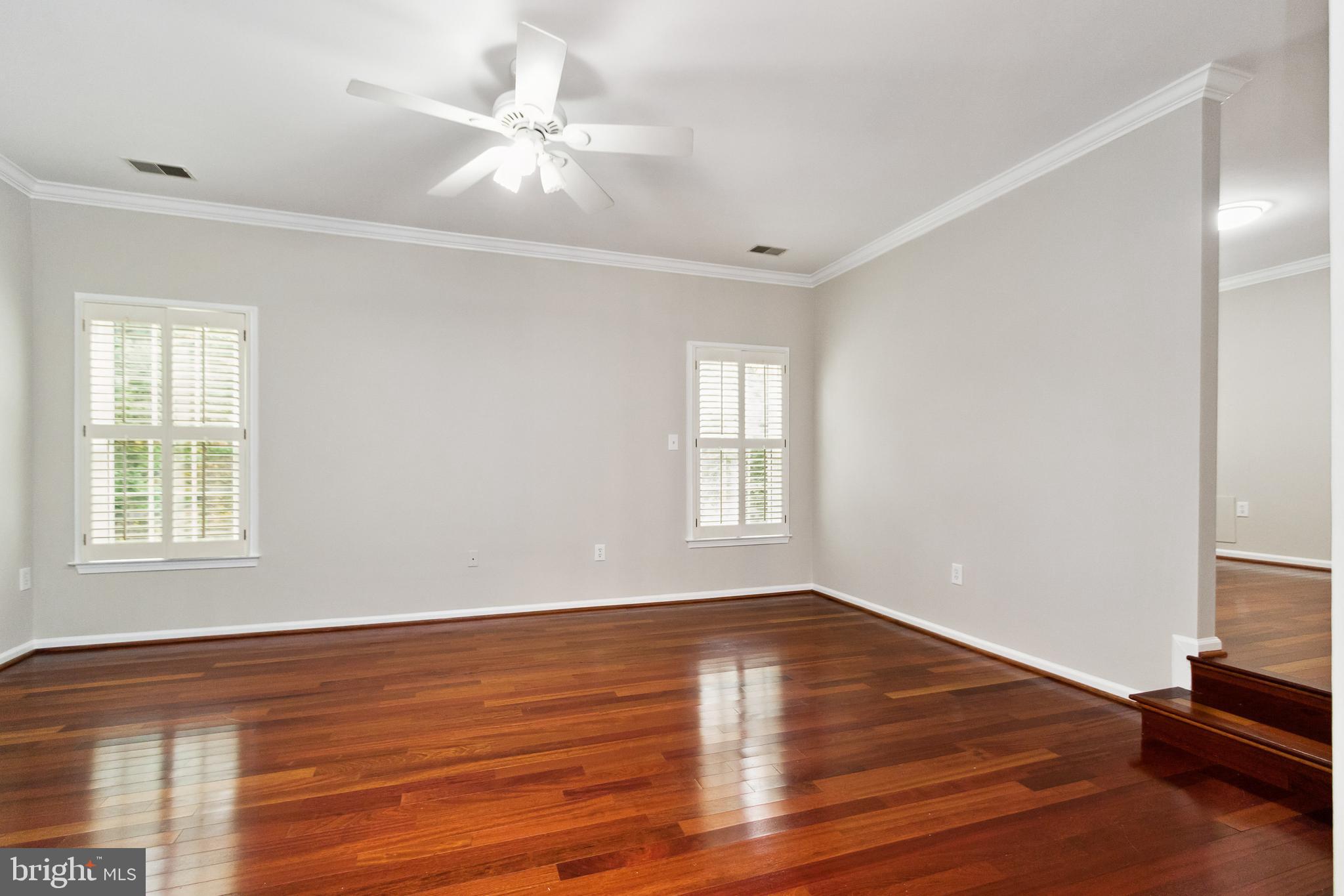 EDGEMOORE MANOR - Residential