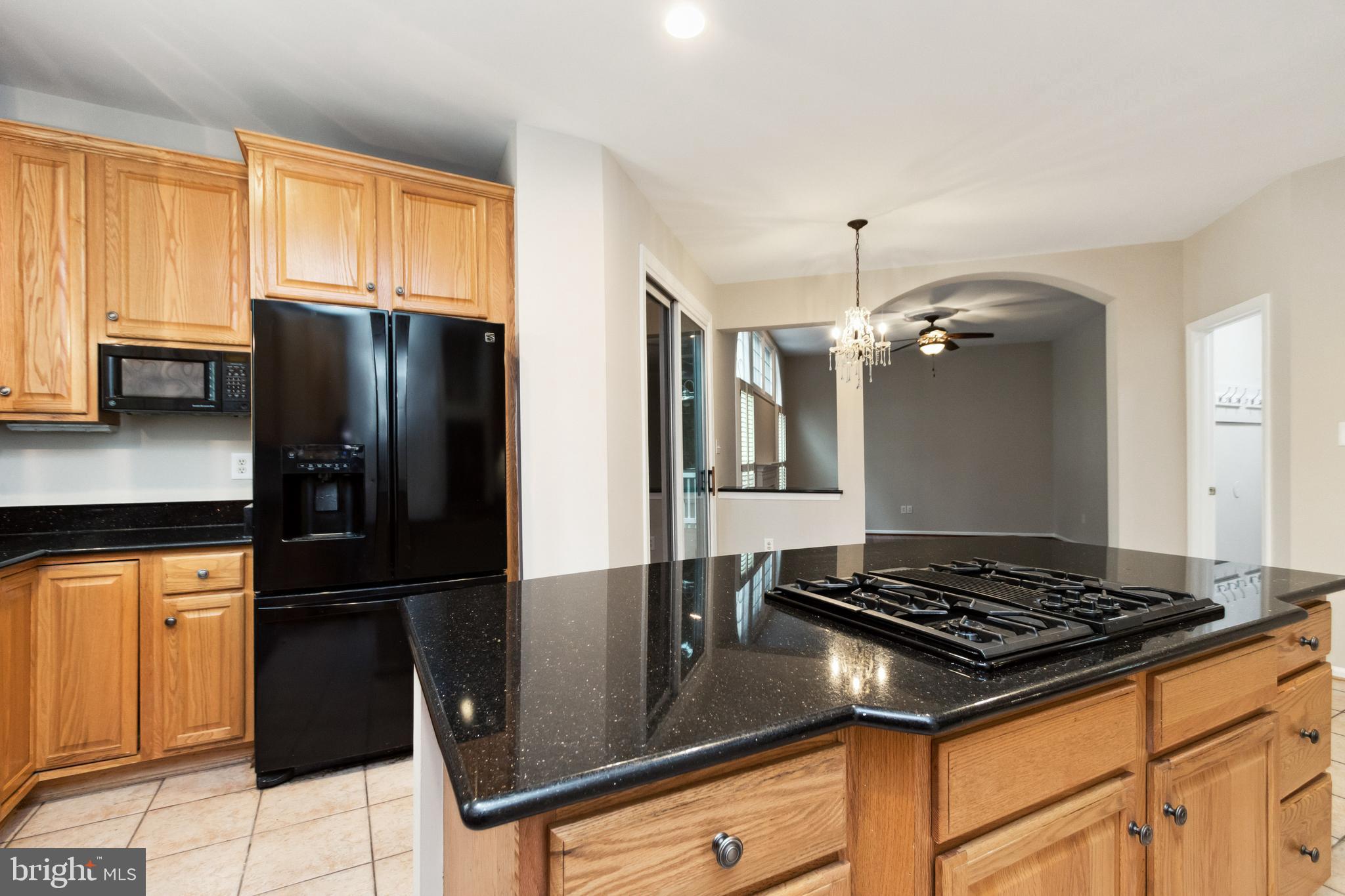 EDGEMOORE MANOR - Residential