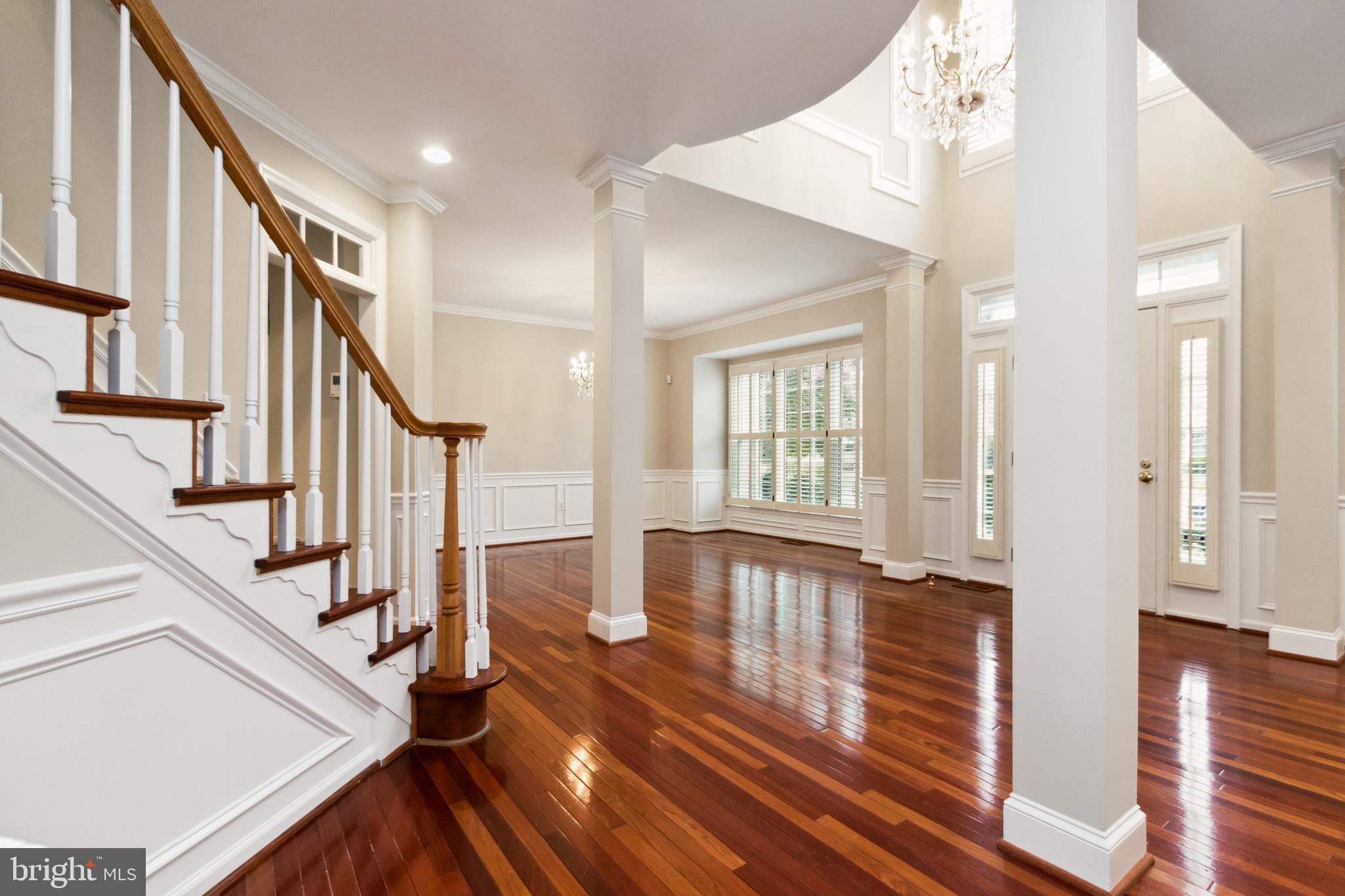 EDGEMOORE MANOR - Residential