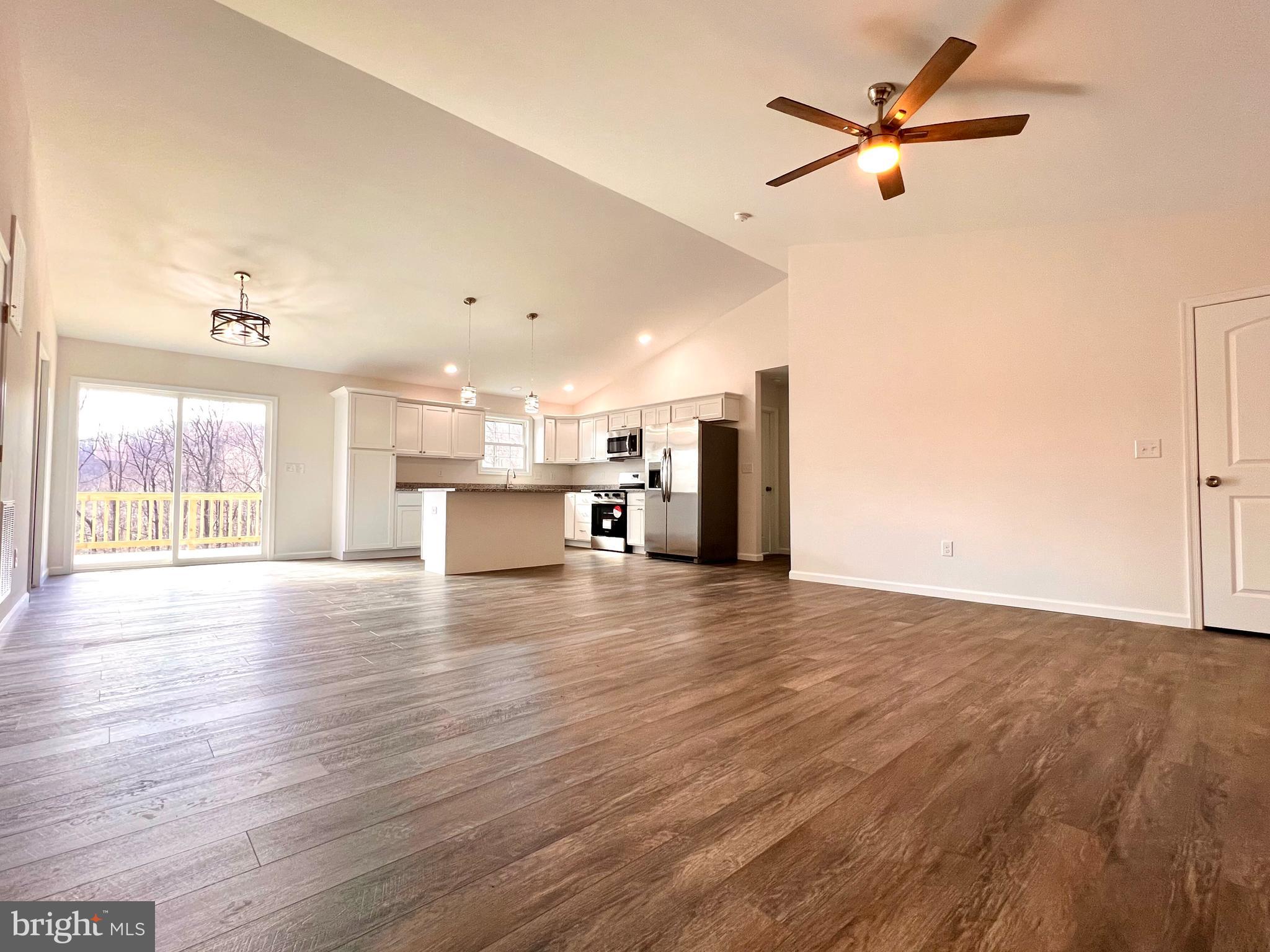 SLEEPY HOLLOW - Residential