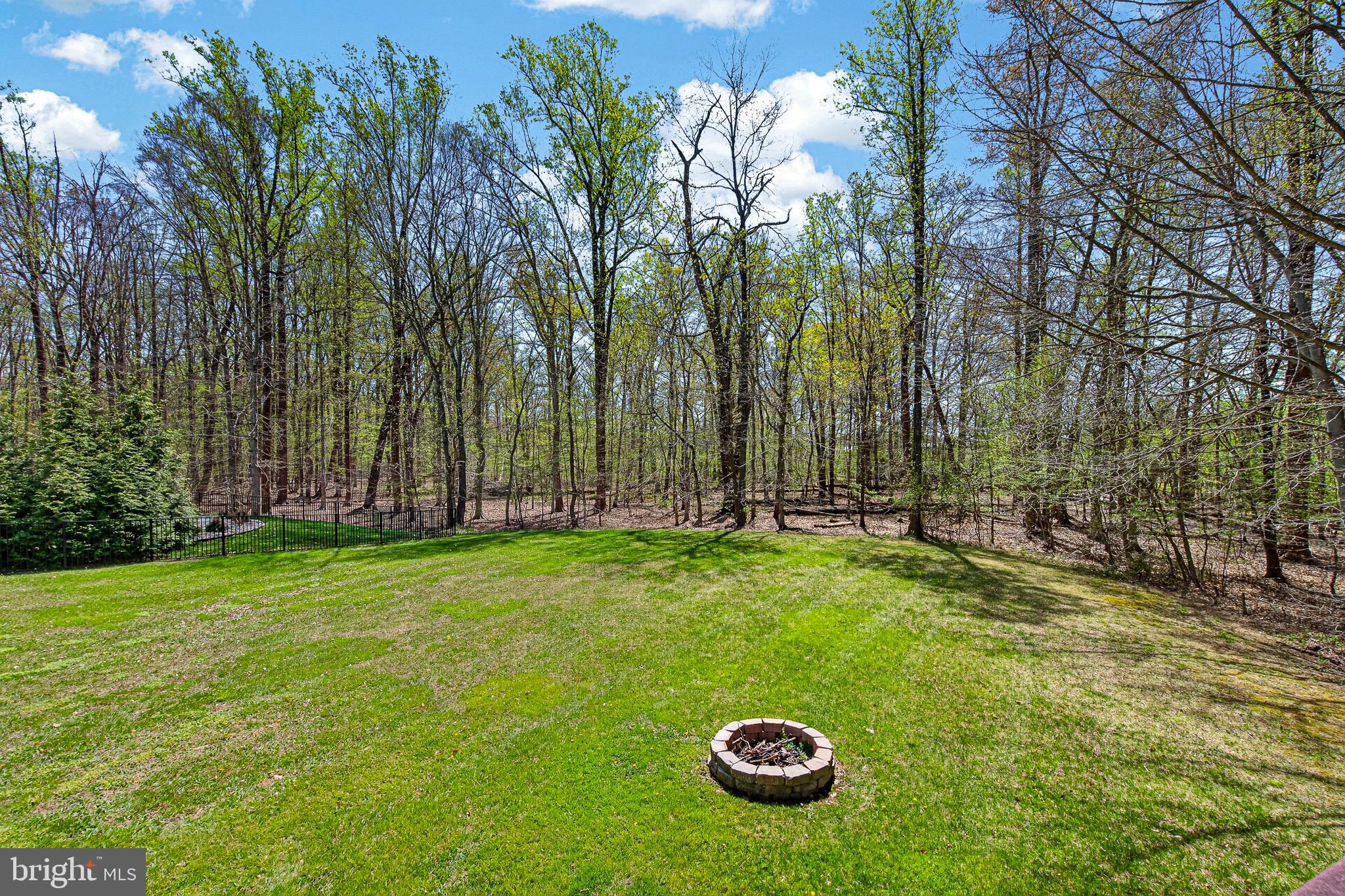 VINEYARD OAK NORTH - Residential