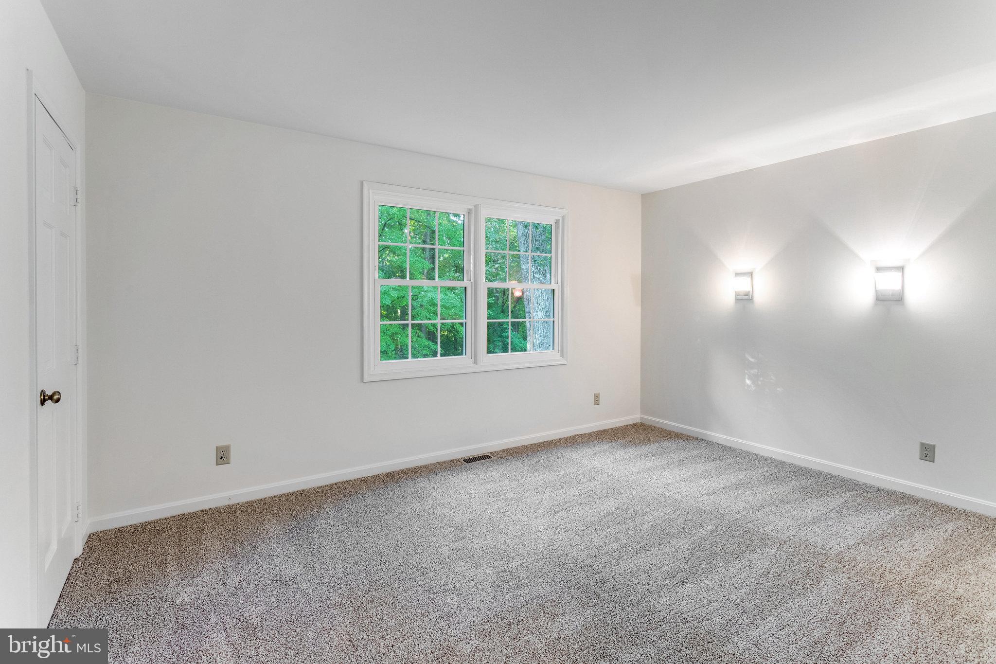 VISTA WOODS - Residential