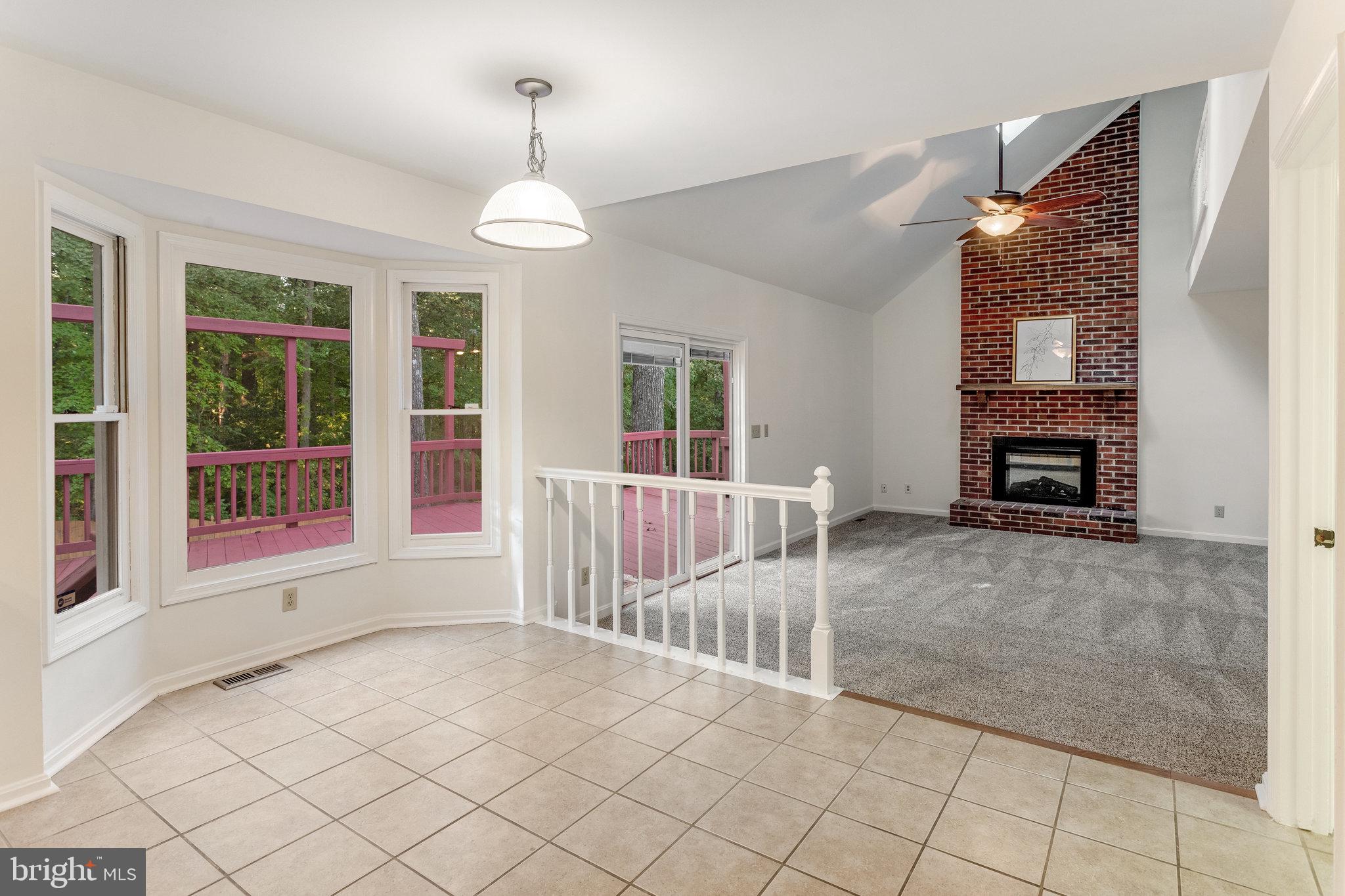 VISTA WOODS - Residential