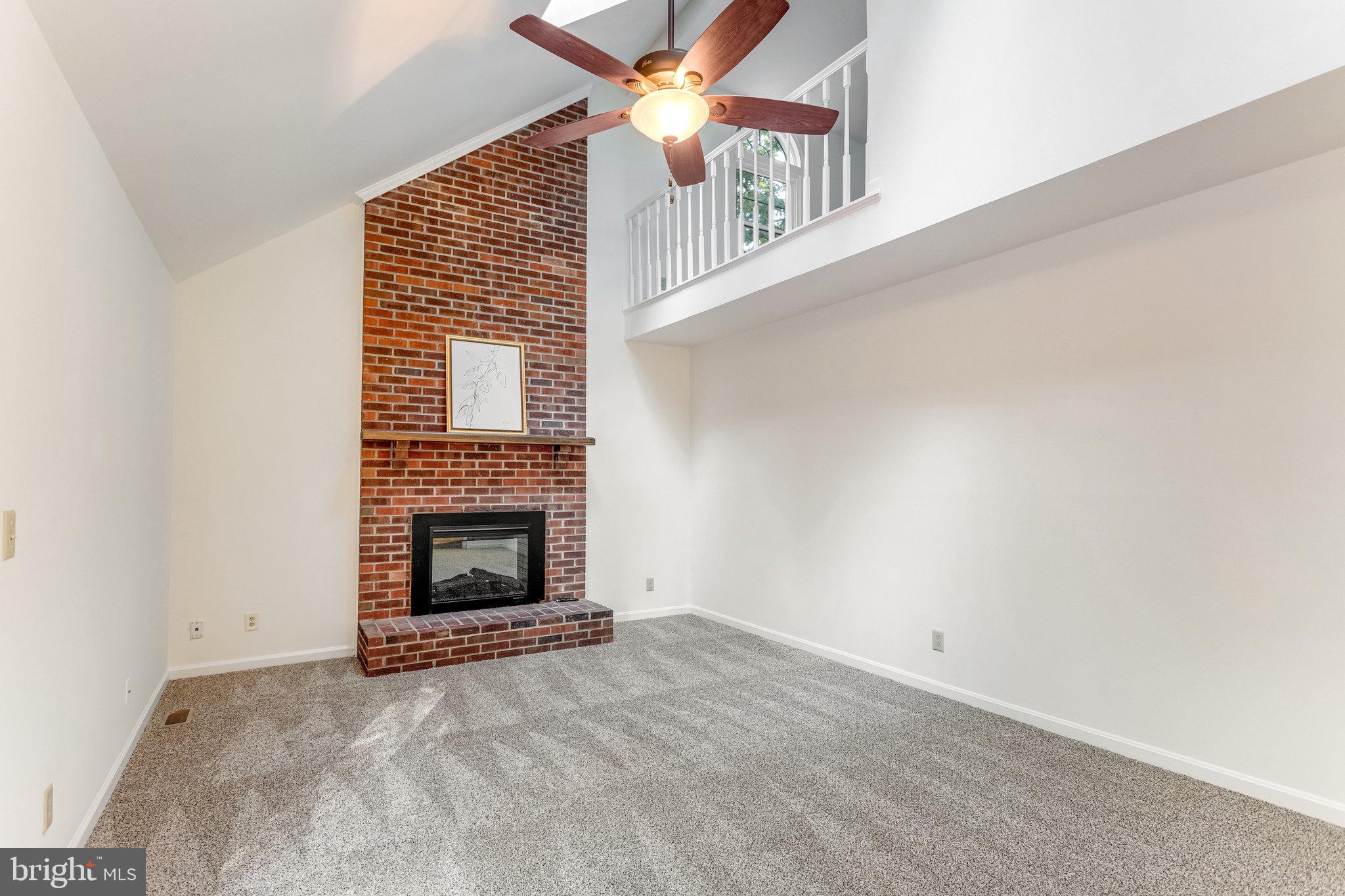 VISTA WOODS - Residential