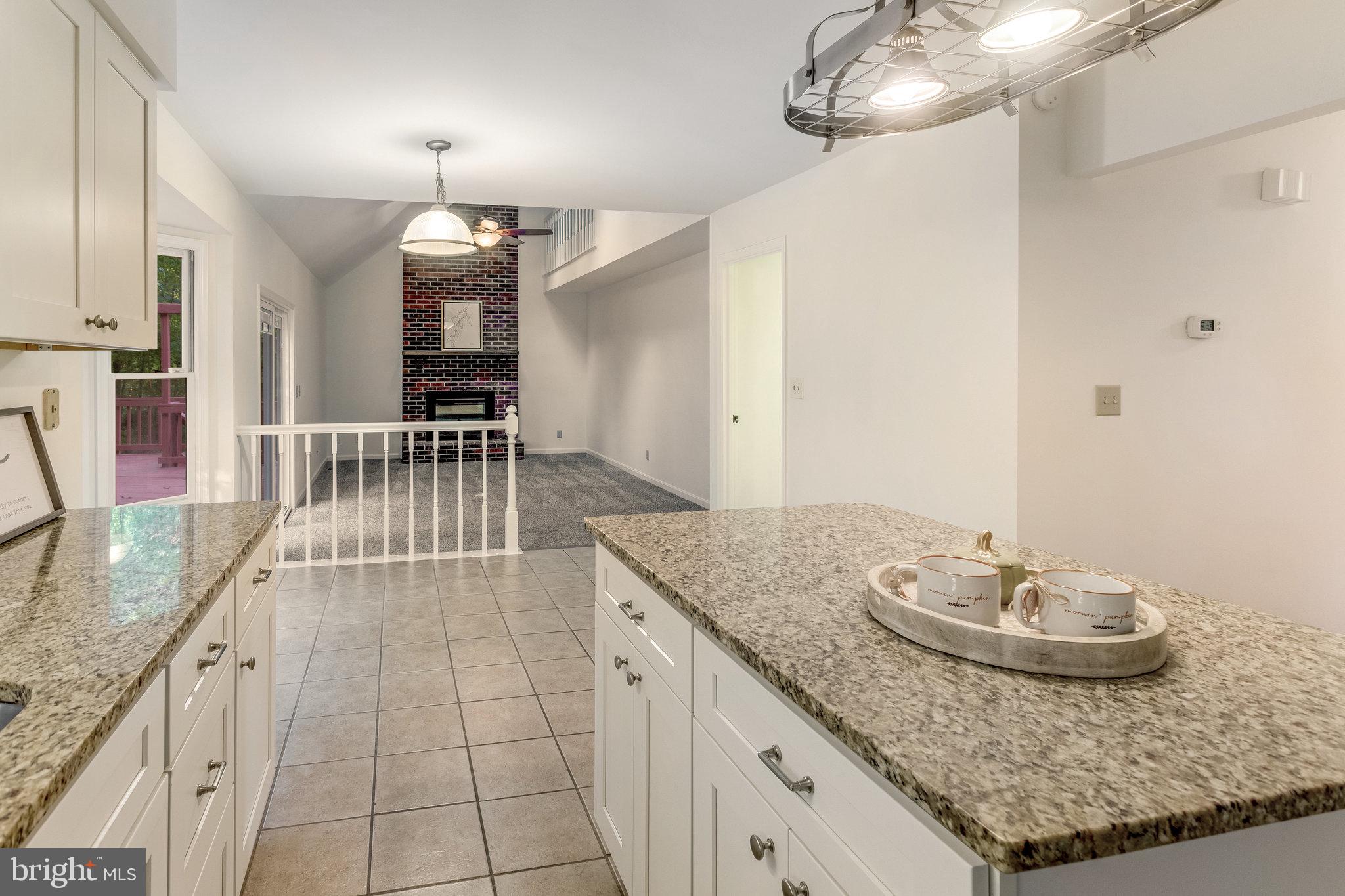 VISTA WOODS - Residential