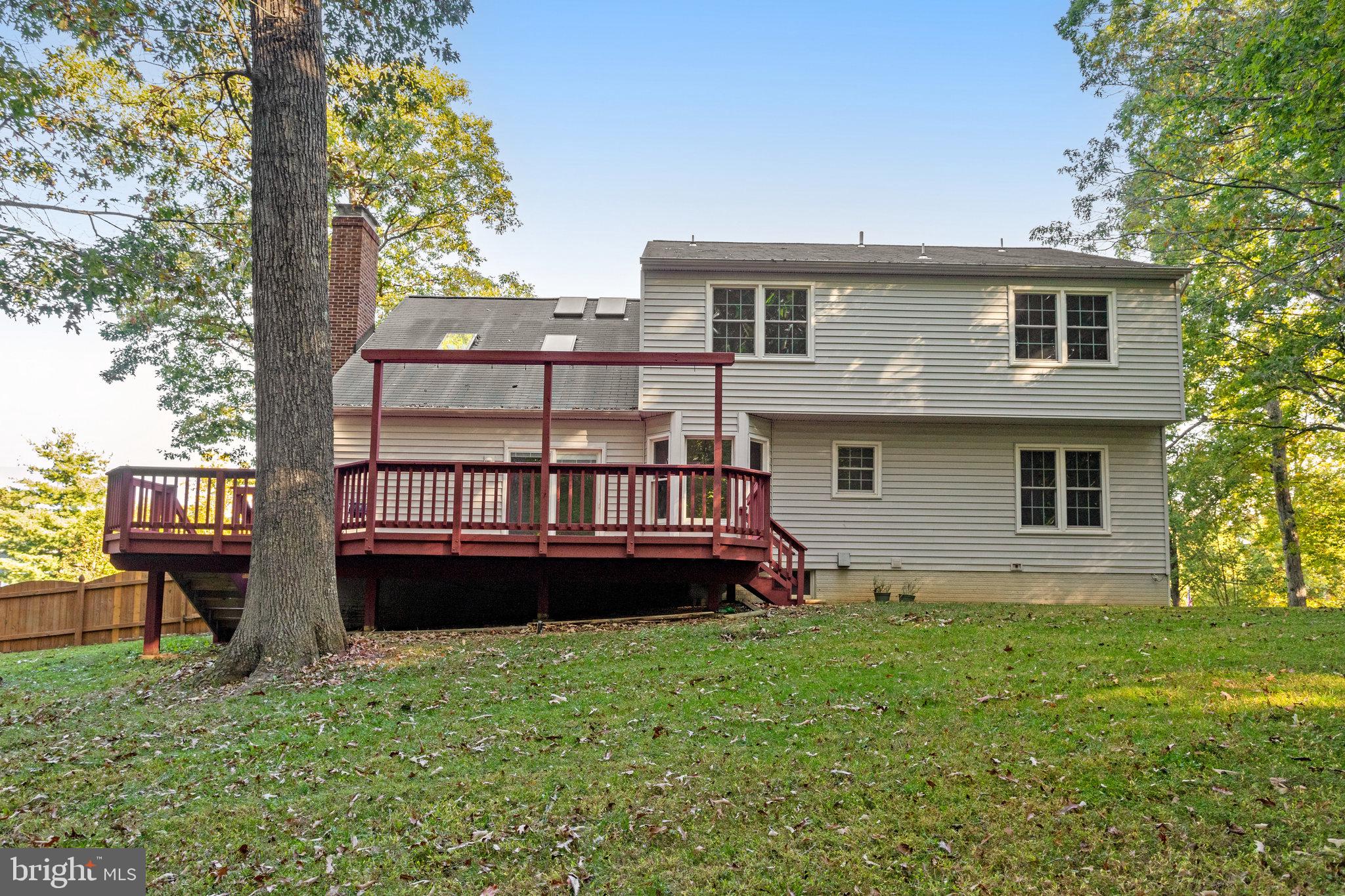 VISTA WOODS - Residential