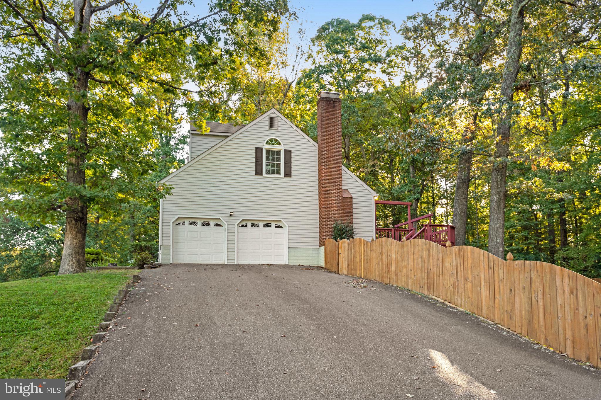 VISTA WOODS - Residential