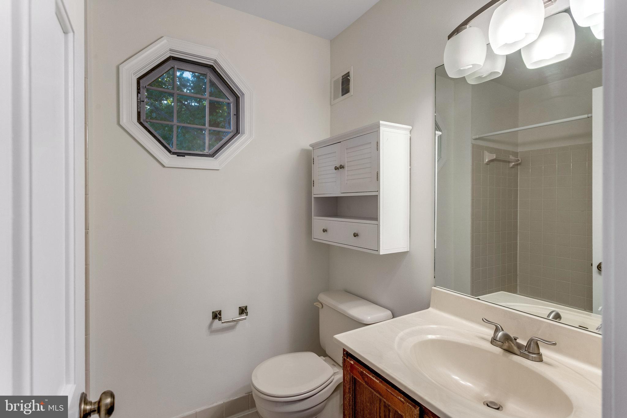 VISTA WOODS - Residential