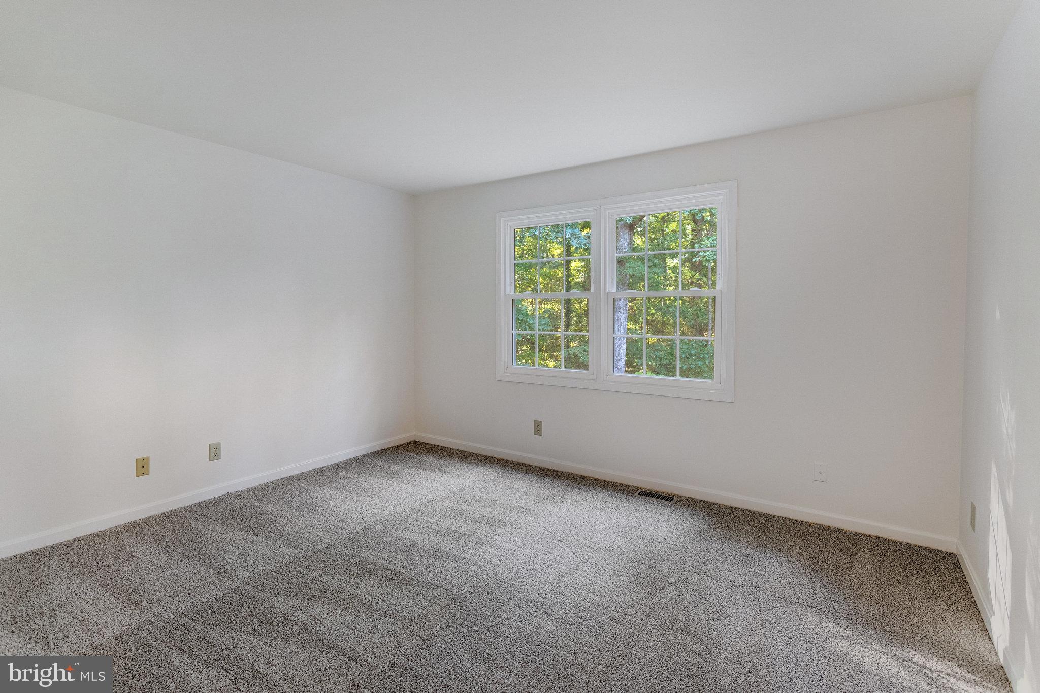 VISTA WOODS - Residential