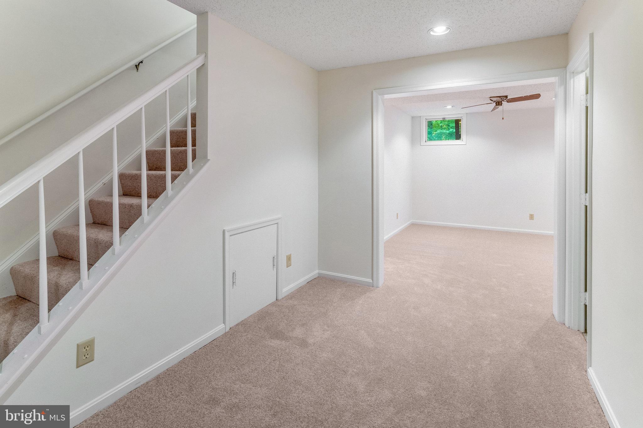 VISTA WOODS - Residential