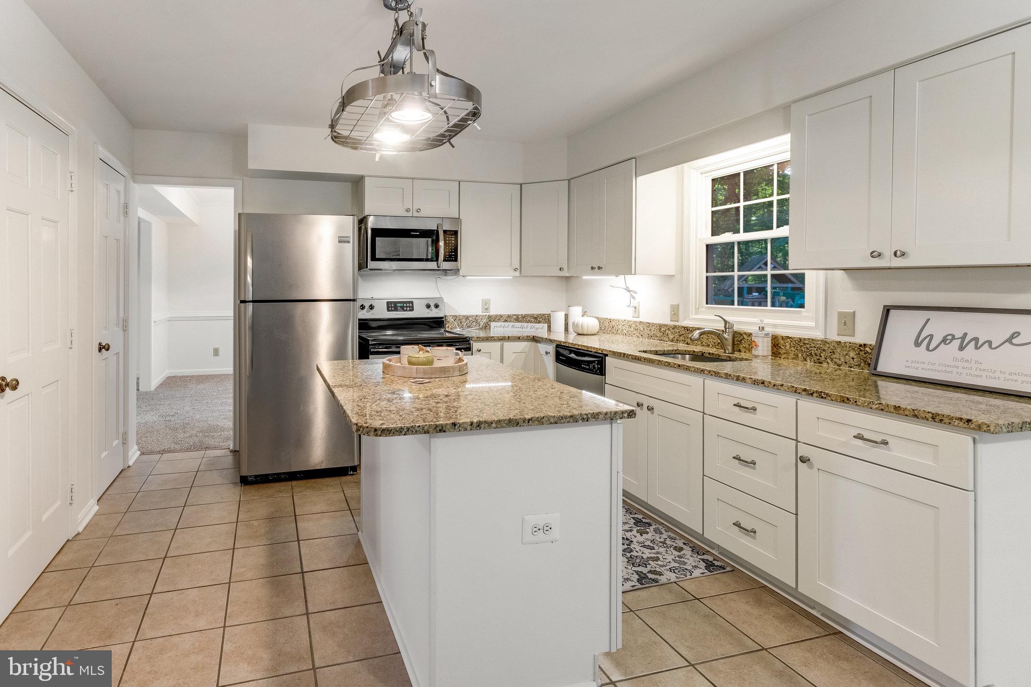 VISTA WOODS - Residential