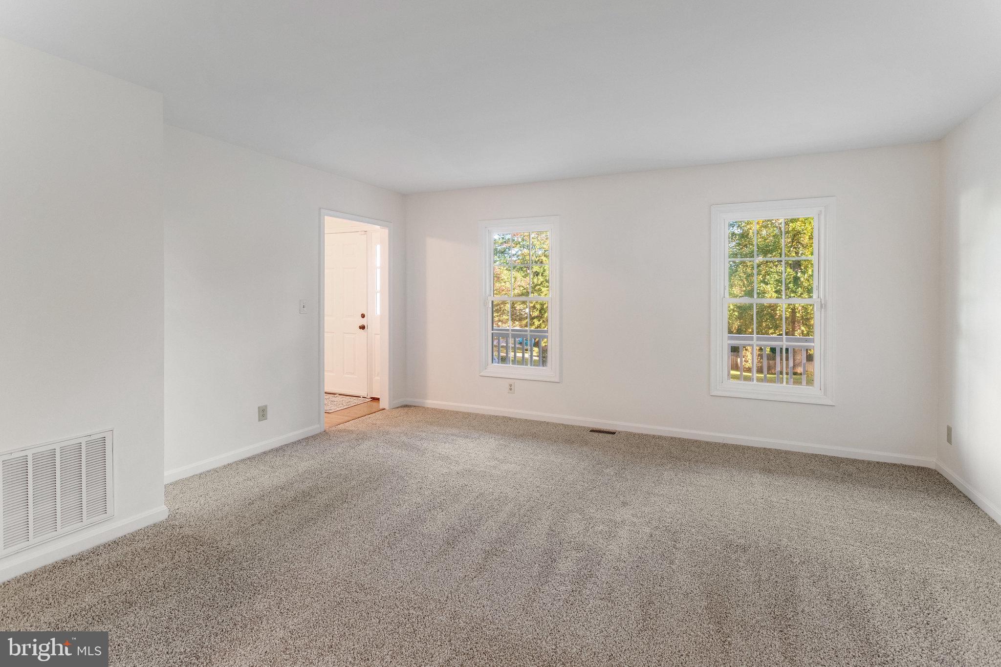 VISTA WOODS - Residential