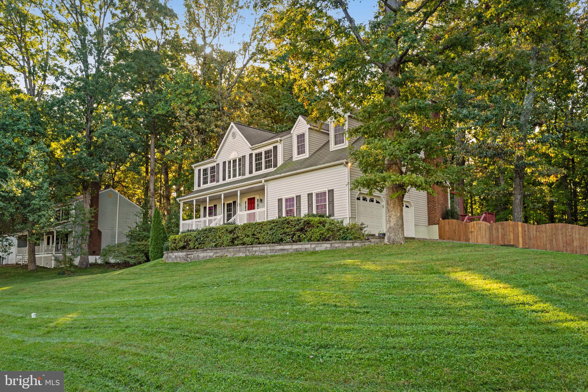 VISTA WOODS - Residential