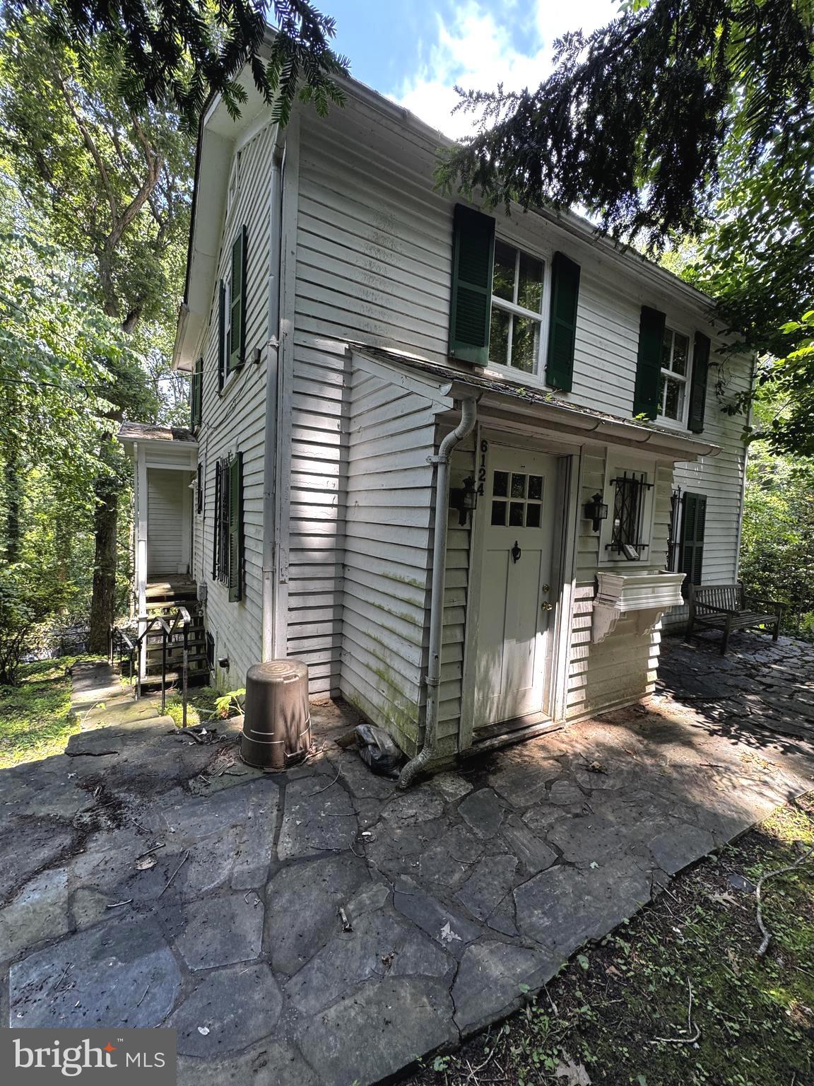6124 OLD DOMINION DRIVE