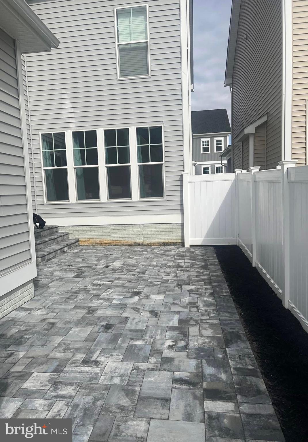 1509 SANDBAR WILLOW DRIVE