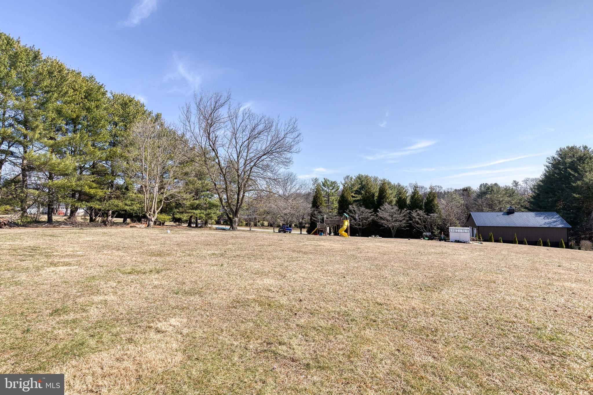 HAMPSTEAD - Residential