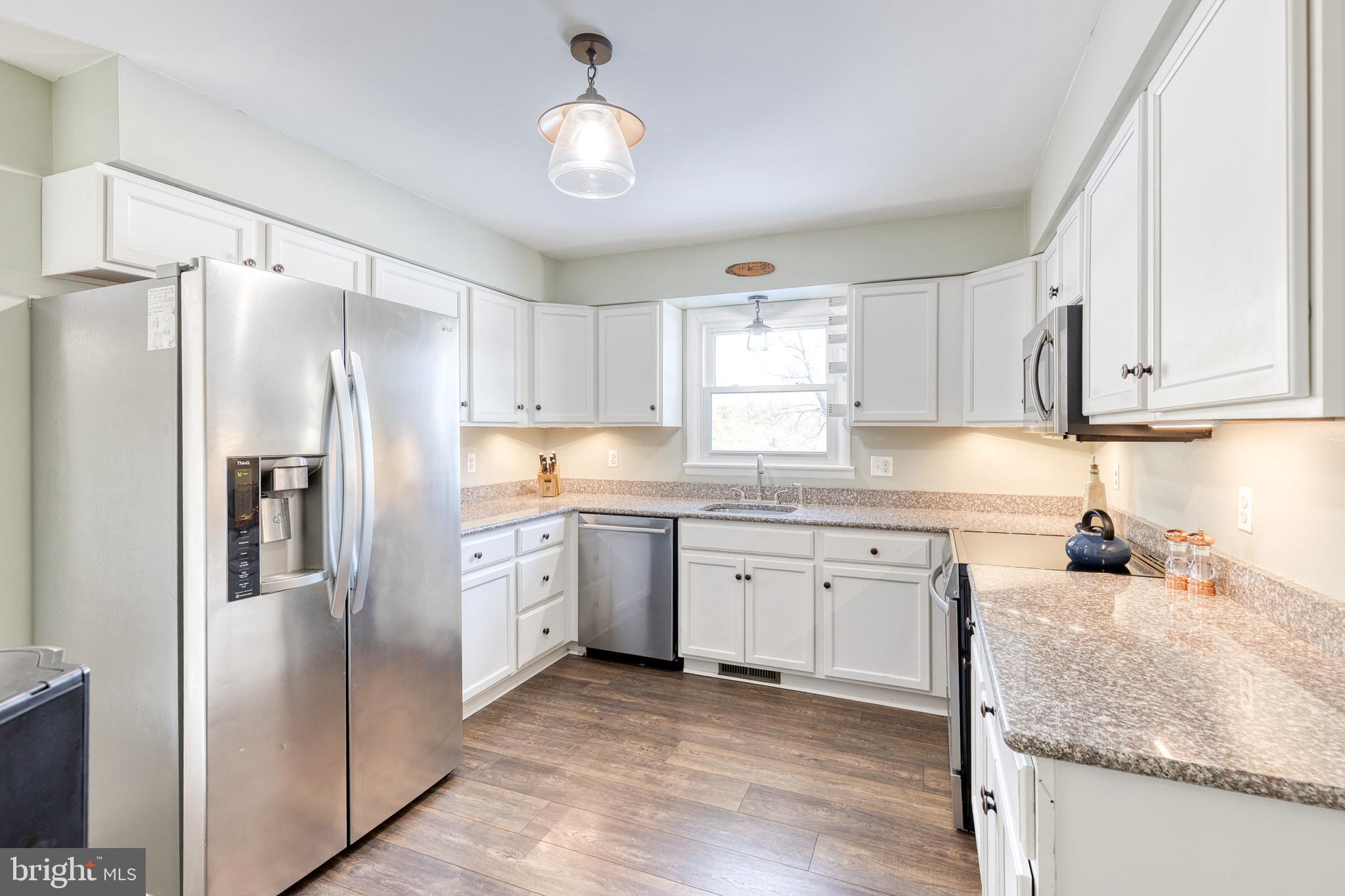 HAMPSTEAD - Residential