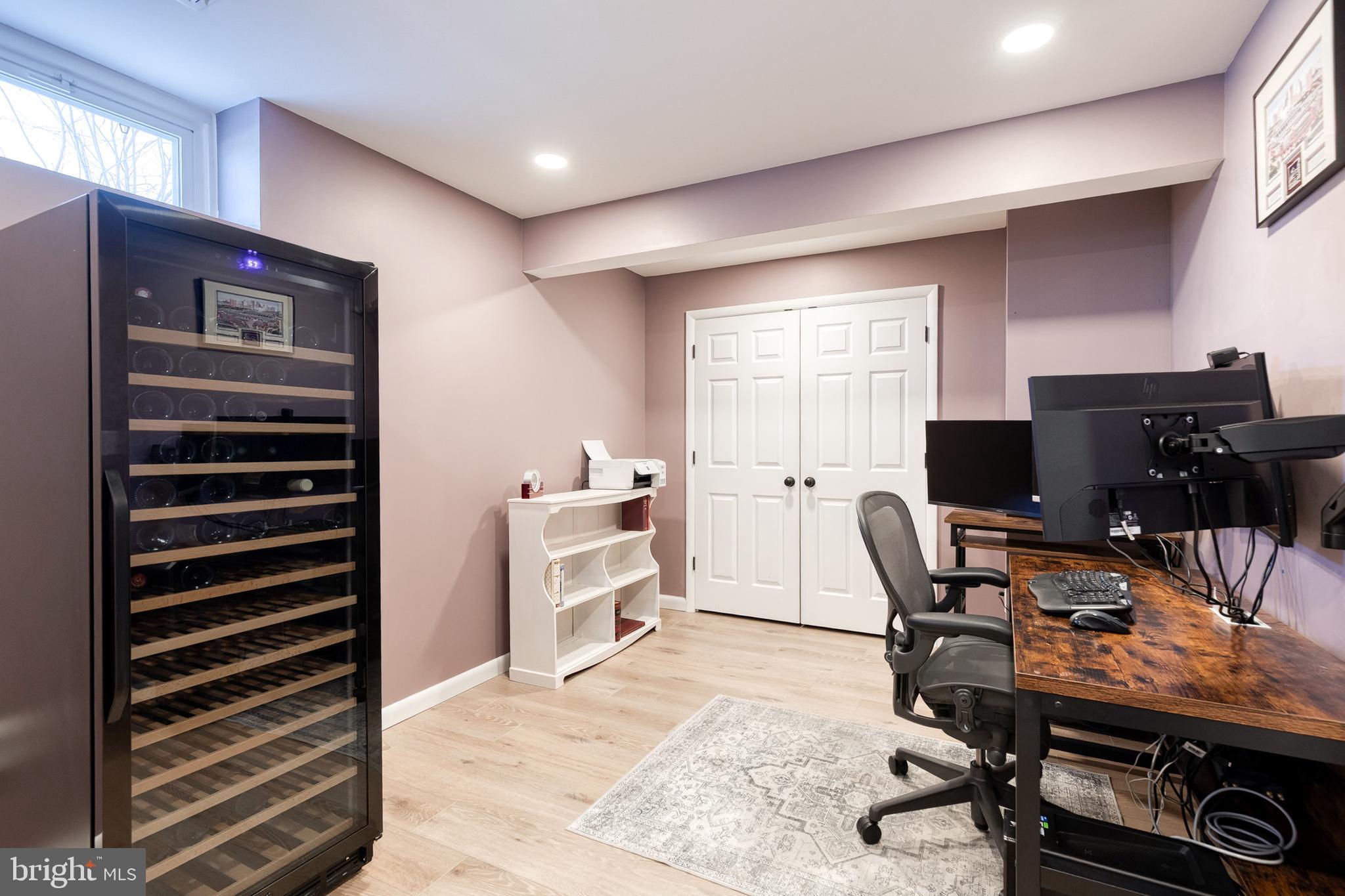 HAMPSTEAD - Residential