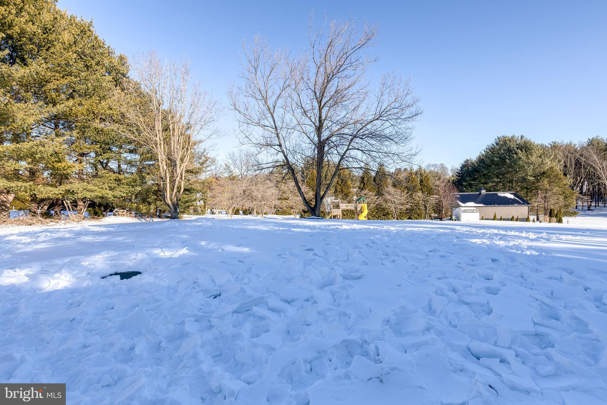HAMPSTEAD - Residential