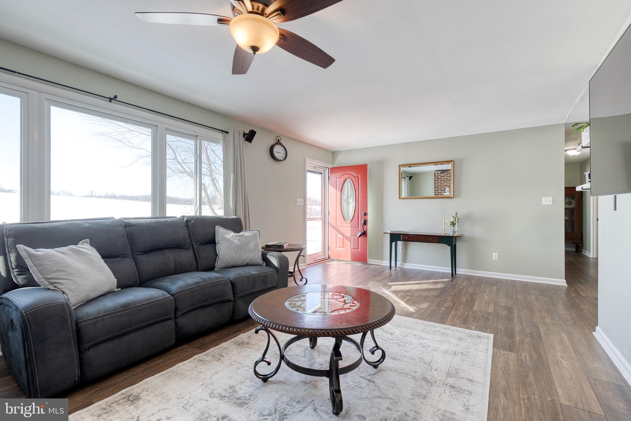 HAMPSTEAD - Residential