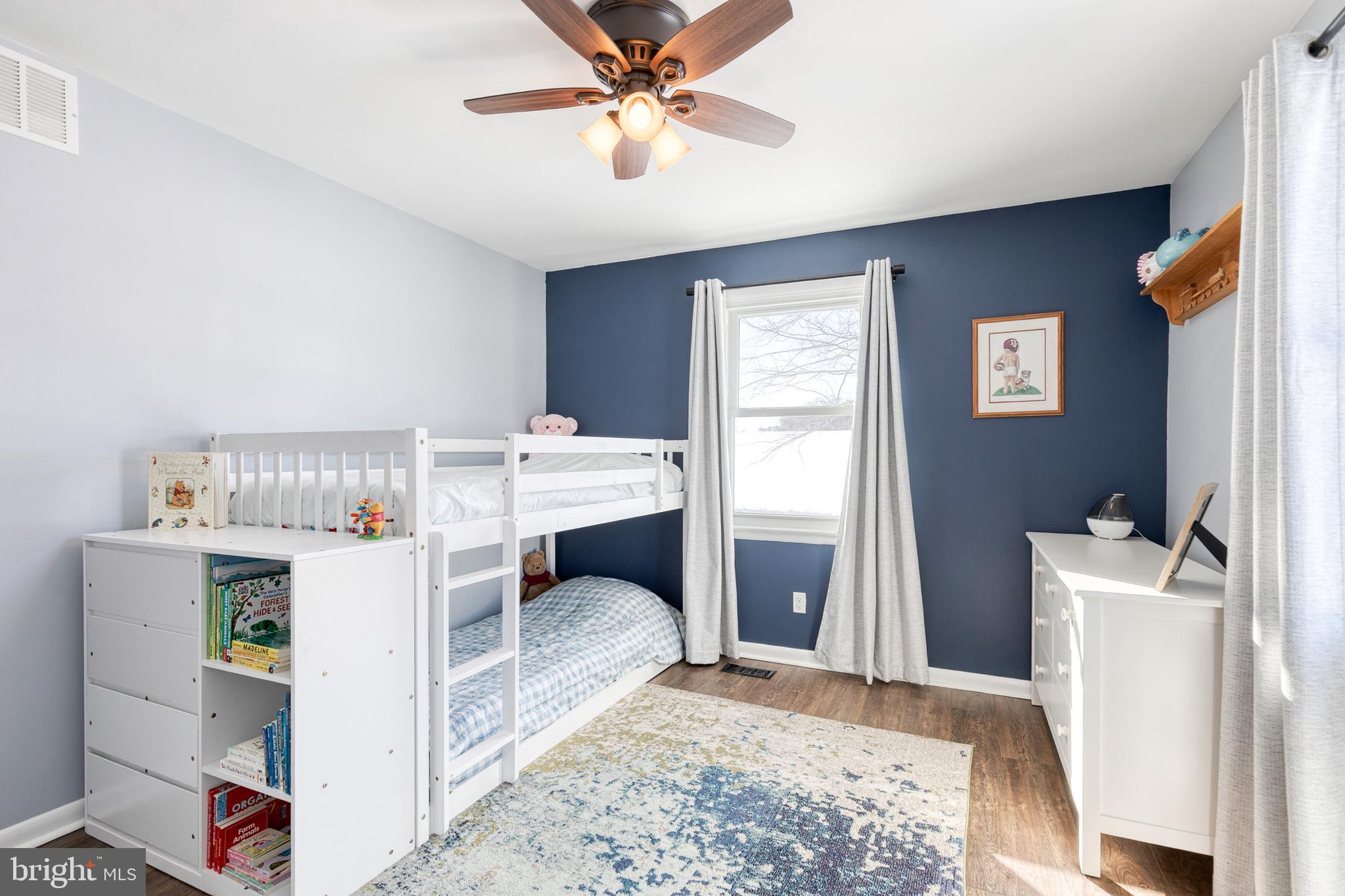 HAMPSTEAD - Residential