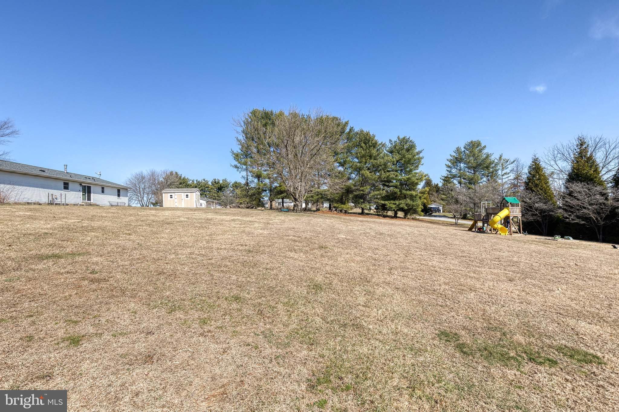 HAMPSTEAD - Residential