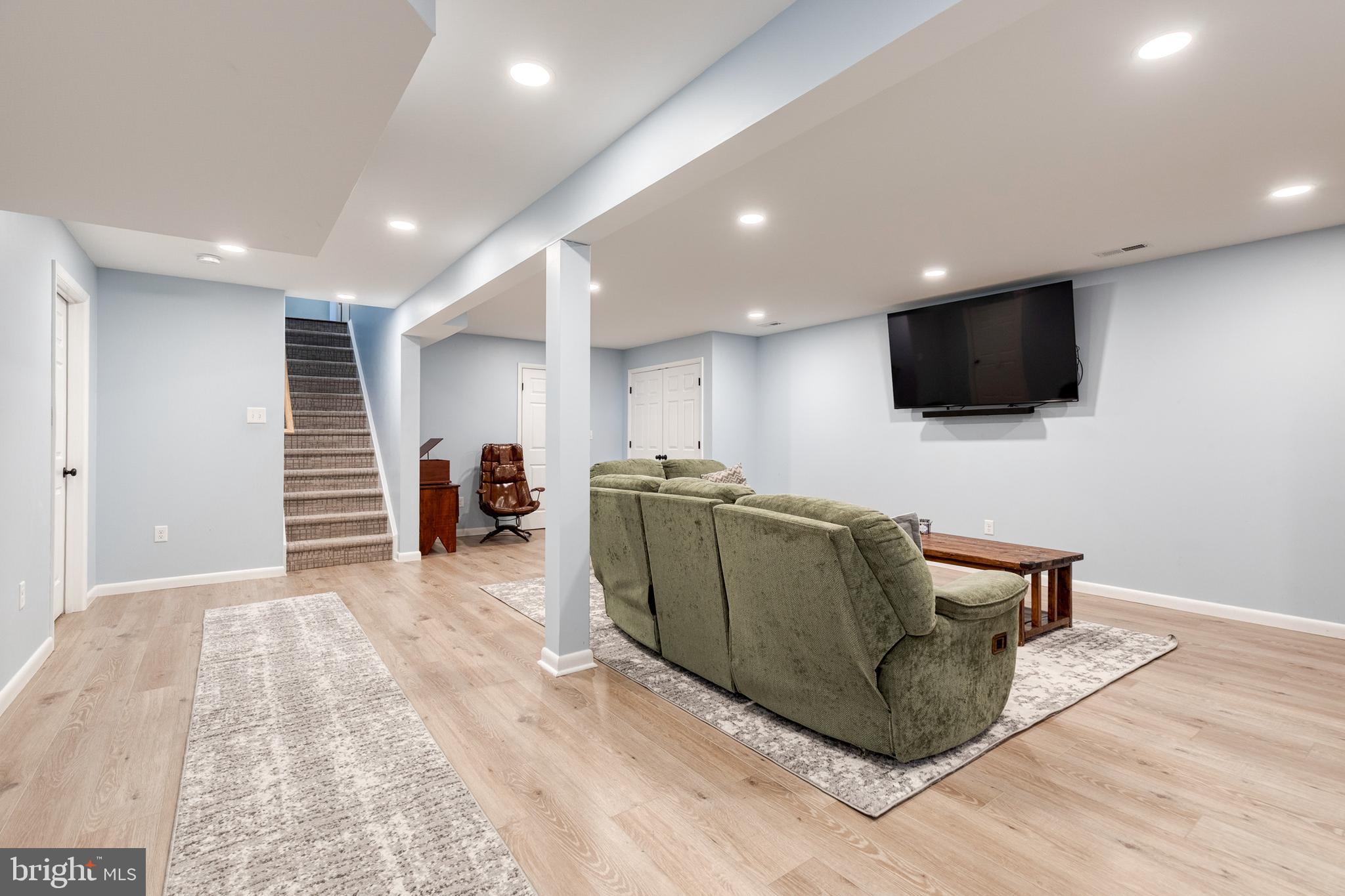 HAMPSTEAD - Residential