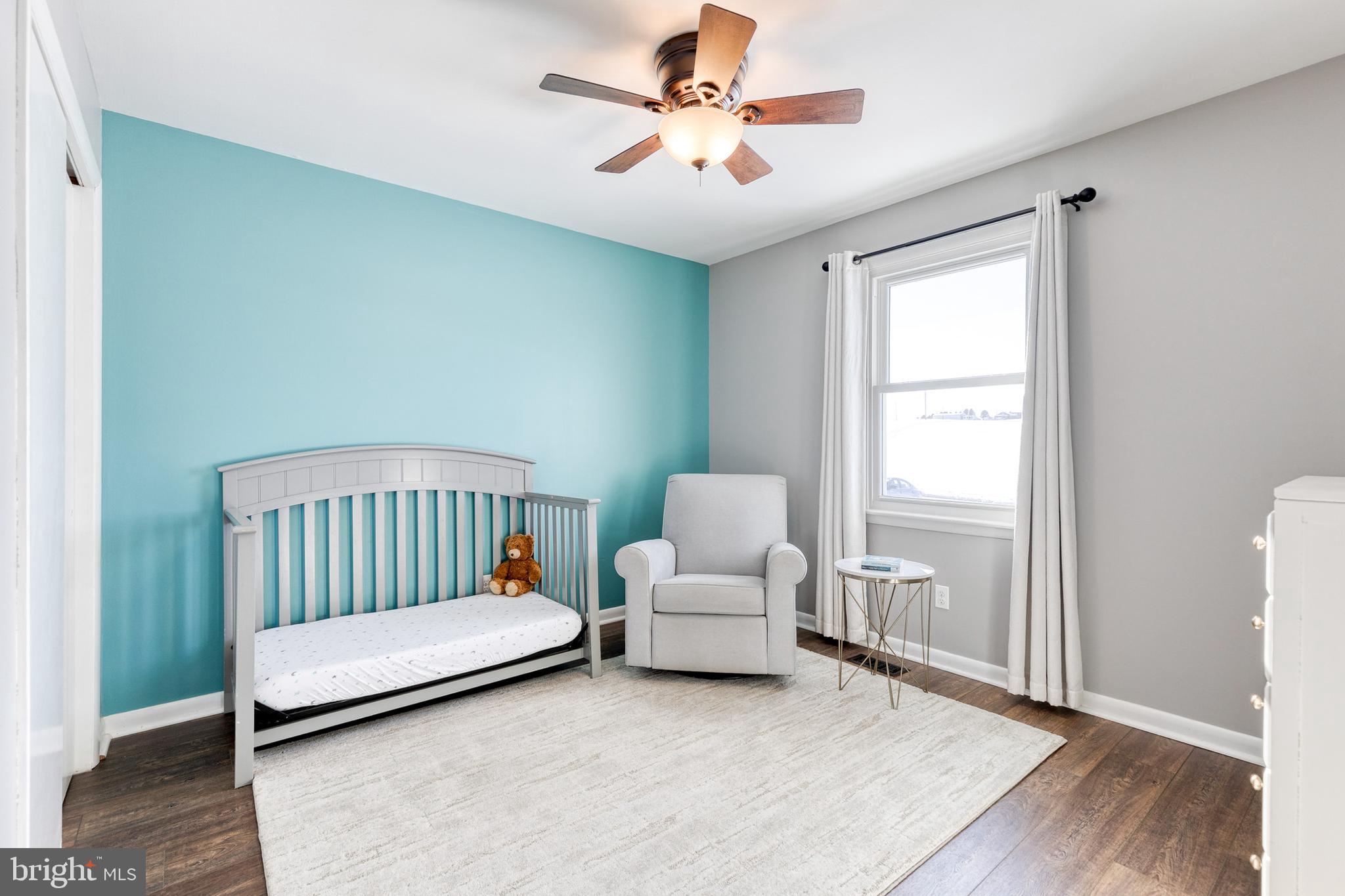 HAMPSTEAD - Residential