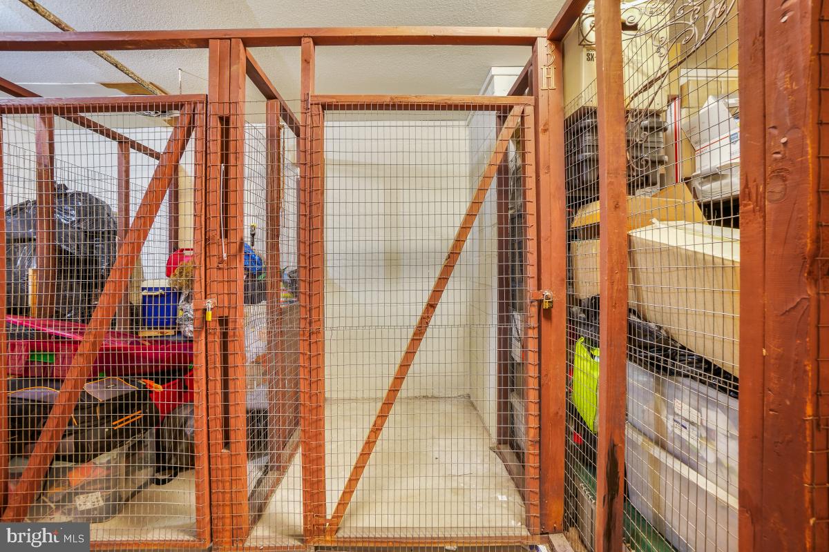 MONTGOMERY MUTUAL COOP - Residential