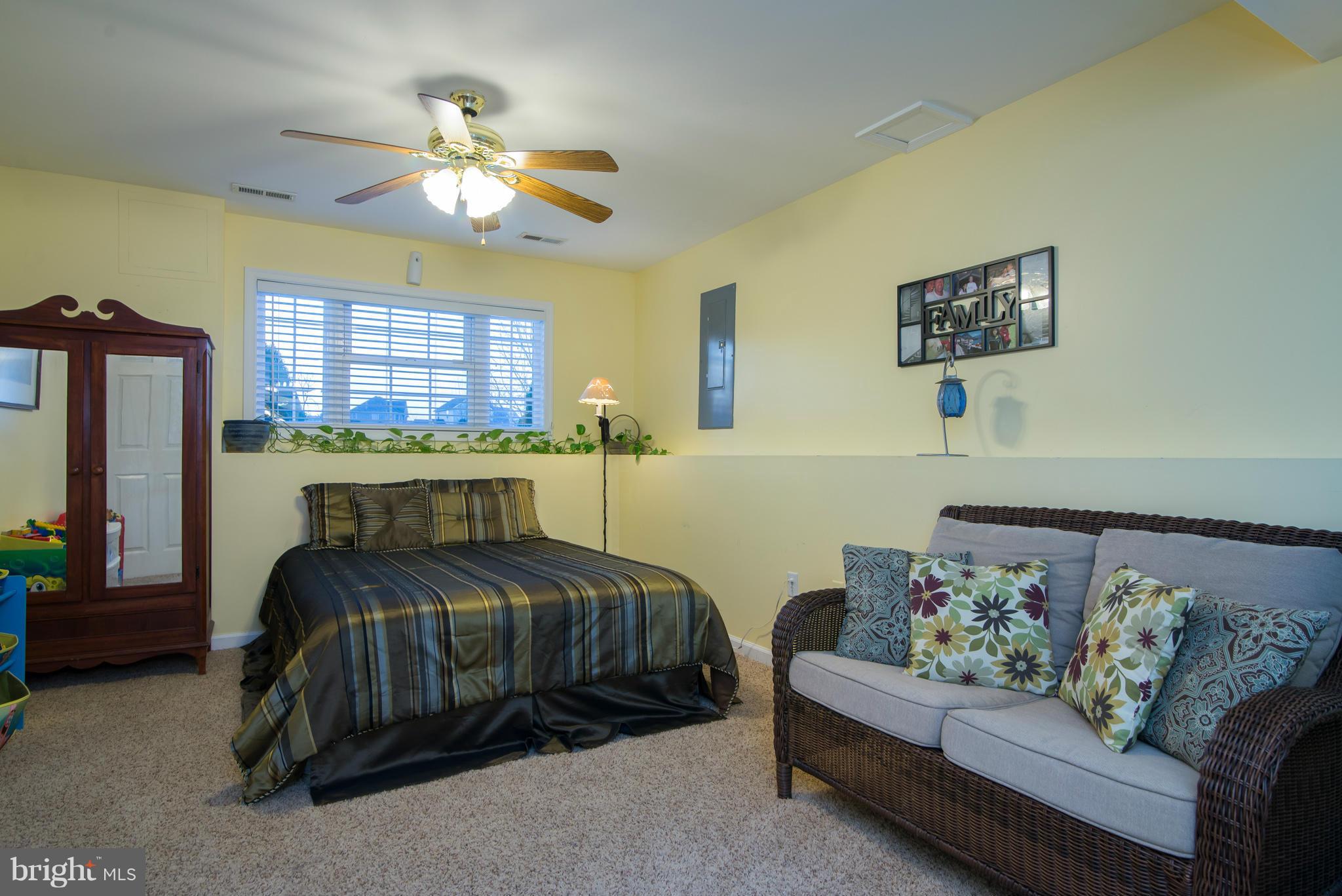 BRIAR RUN - Residential