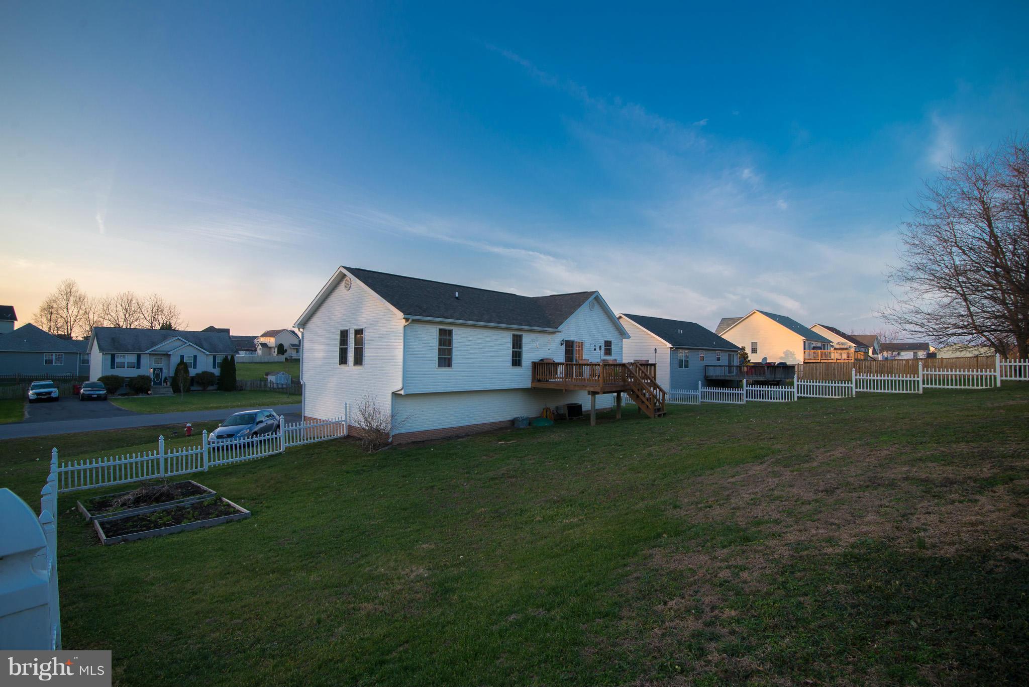 BRIAR RUN - Residential