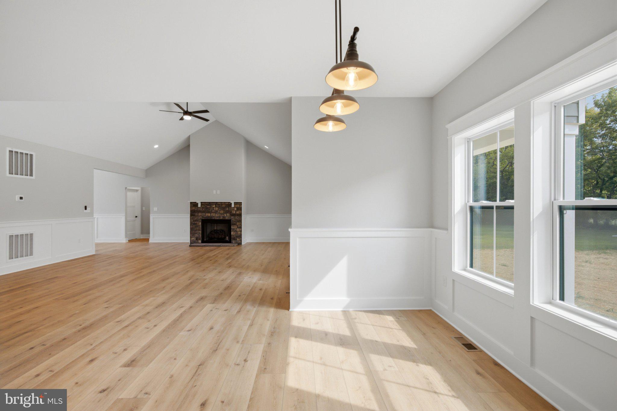 JINGLE BELLS COURT LOT 16N