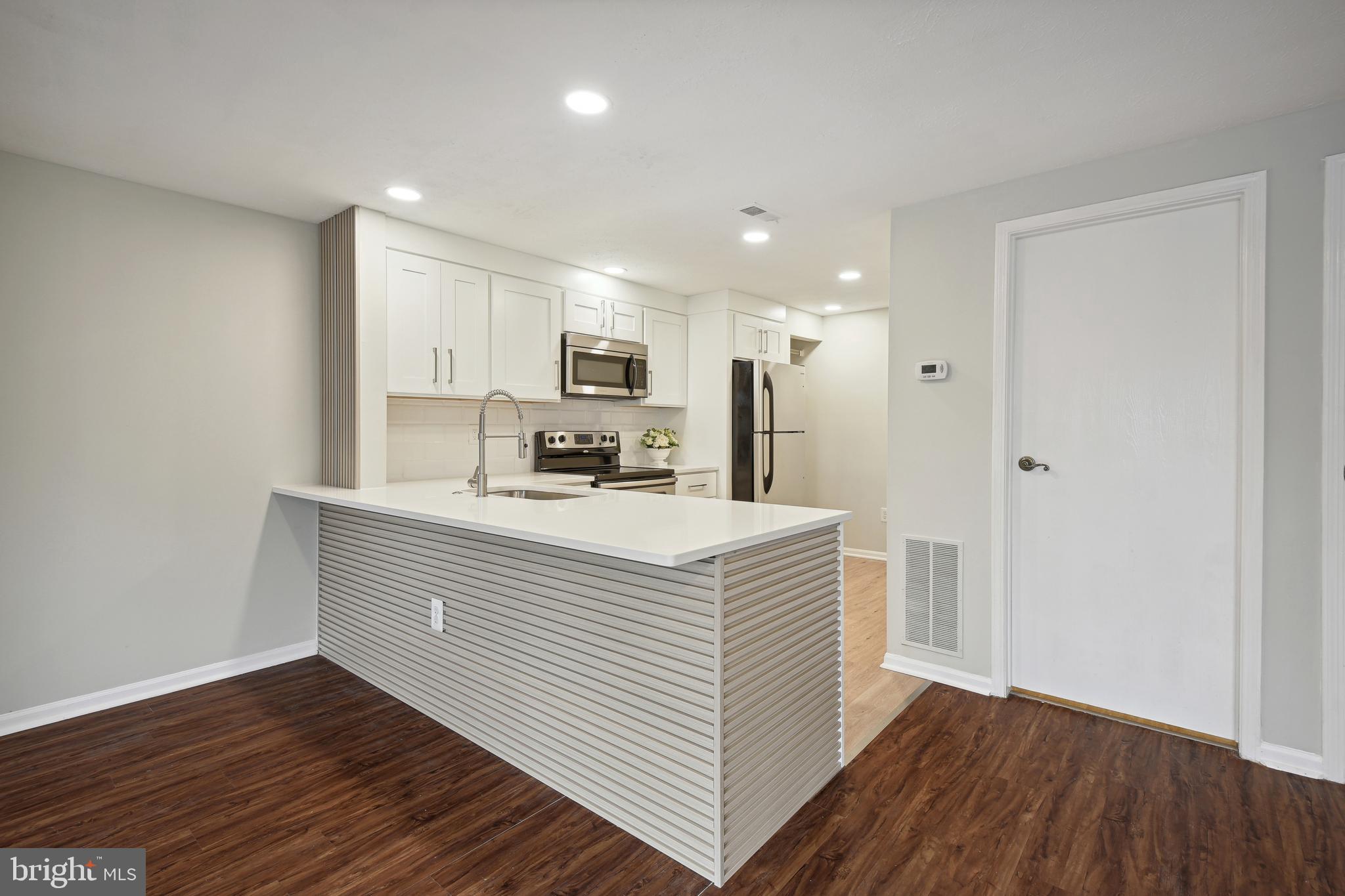 CHURCHILL TOWN SECTOR - Residential