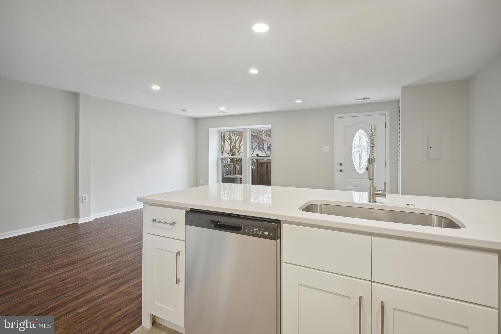 CHURCHILL TOWN SECTOR - Residential