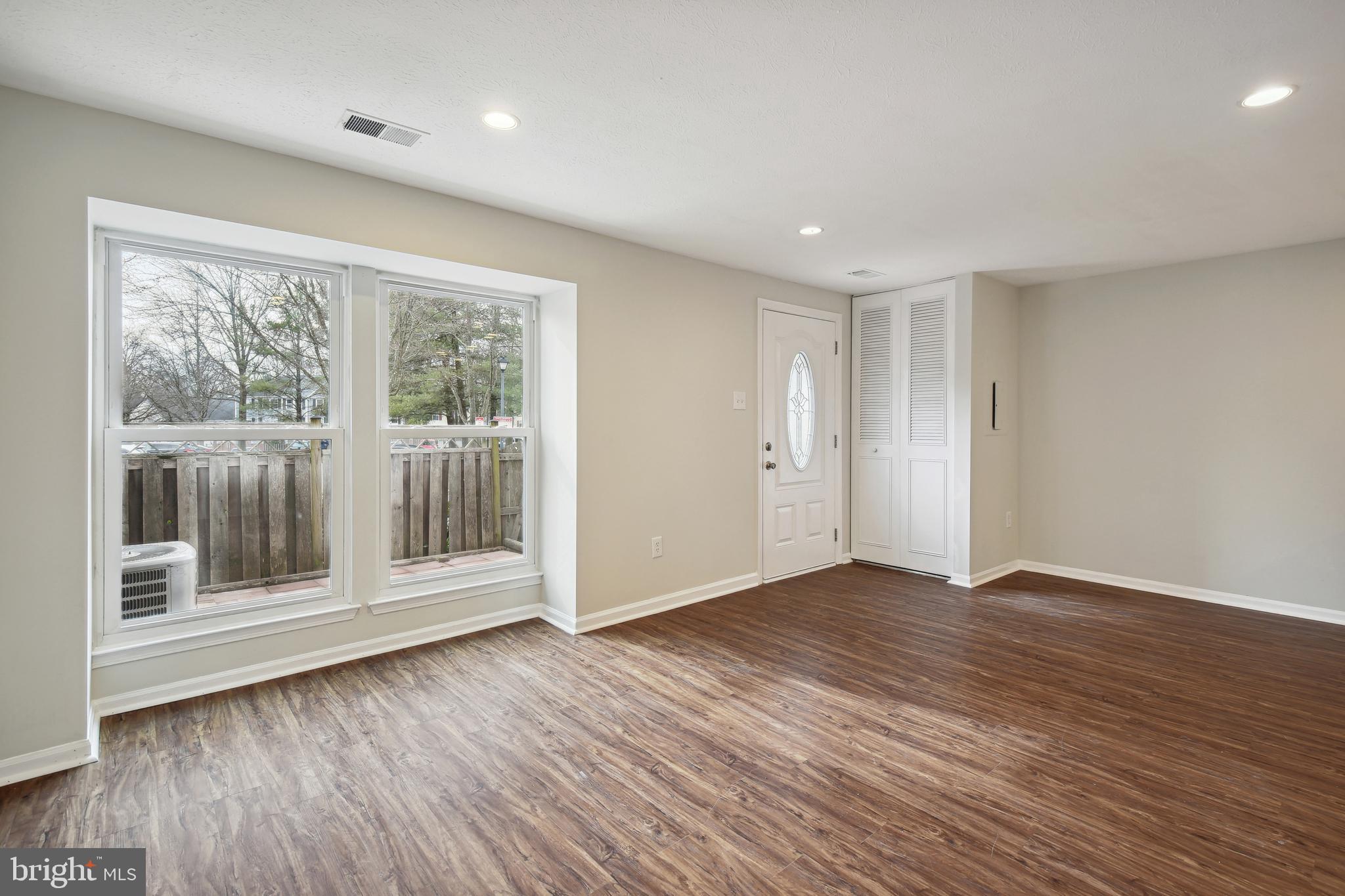 CHURCHILL TOWN SECTOR - Residential